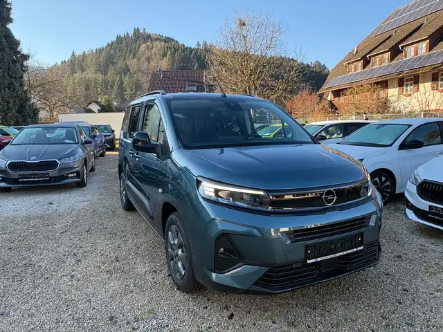 Opel Combo Life Edition Style PDC,LHZ,SHZ,WS-HZ,Alu