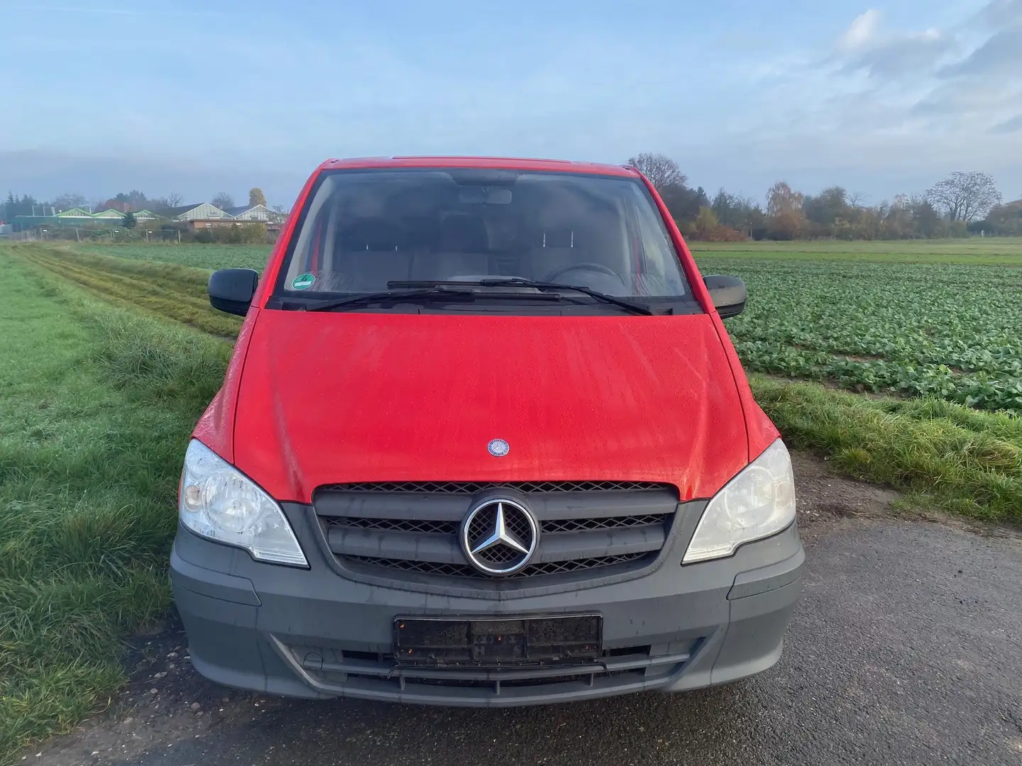 Mercedes-Benz Vito 110 CDI lang Handwerker AHK Rot - 2