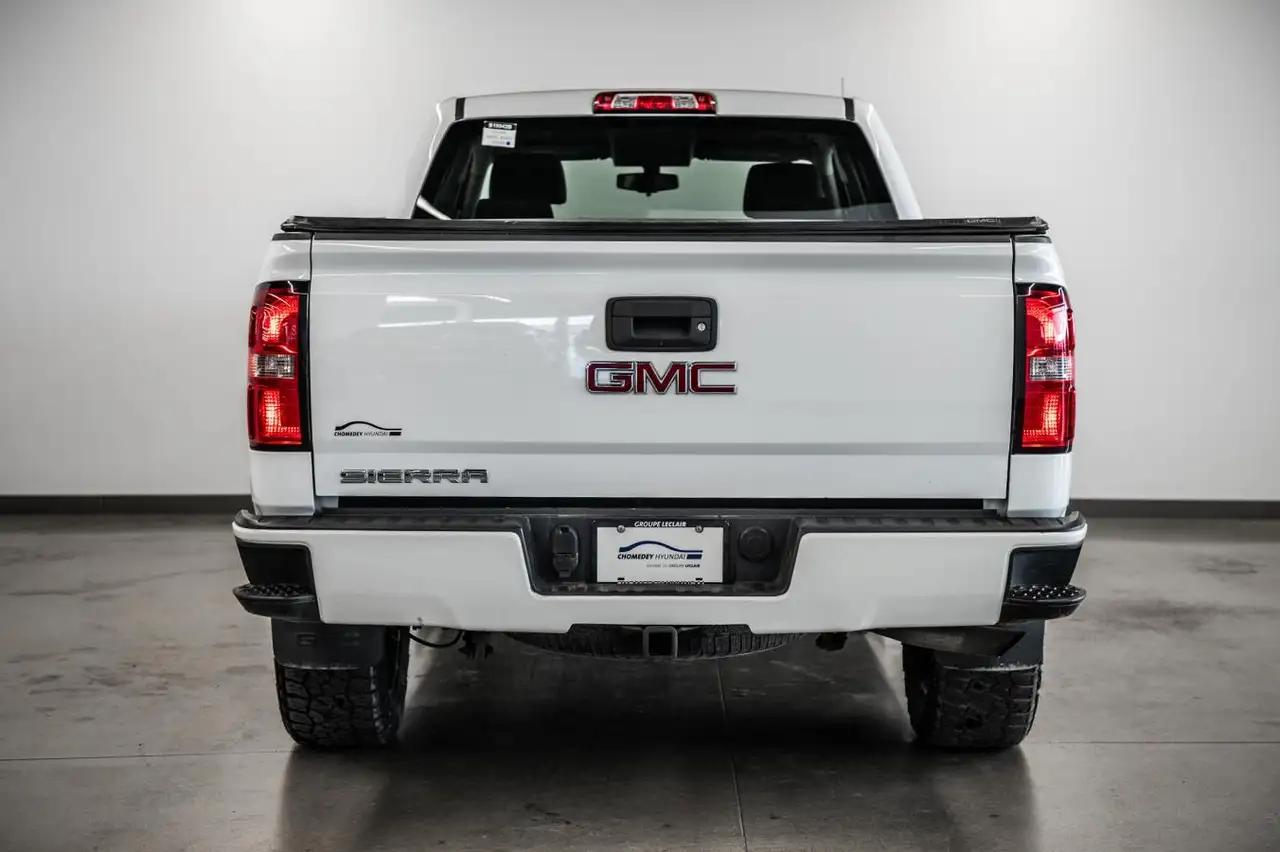 GMC Sierra 1500 снимка GMC Sierra 1500