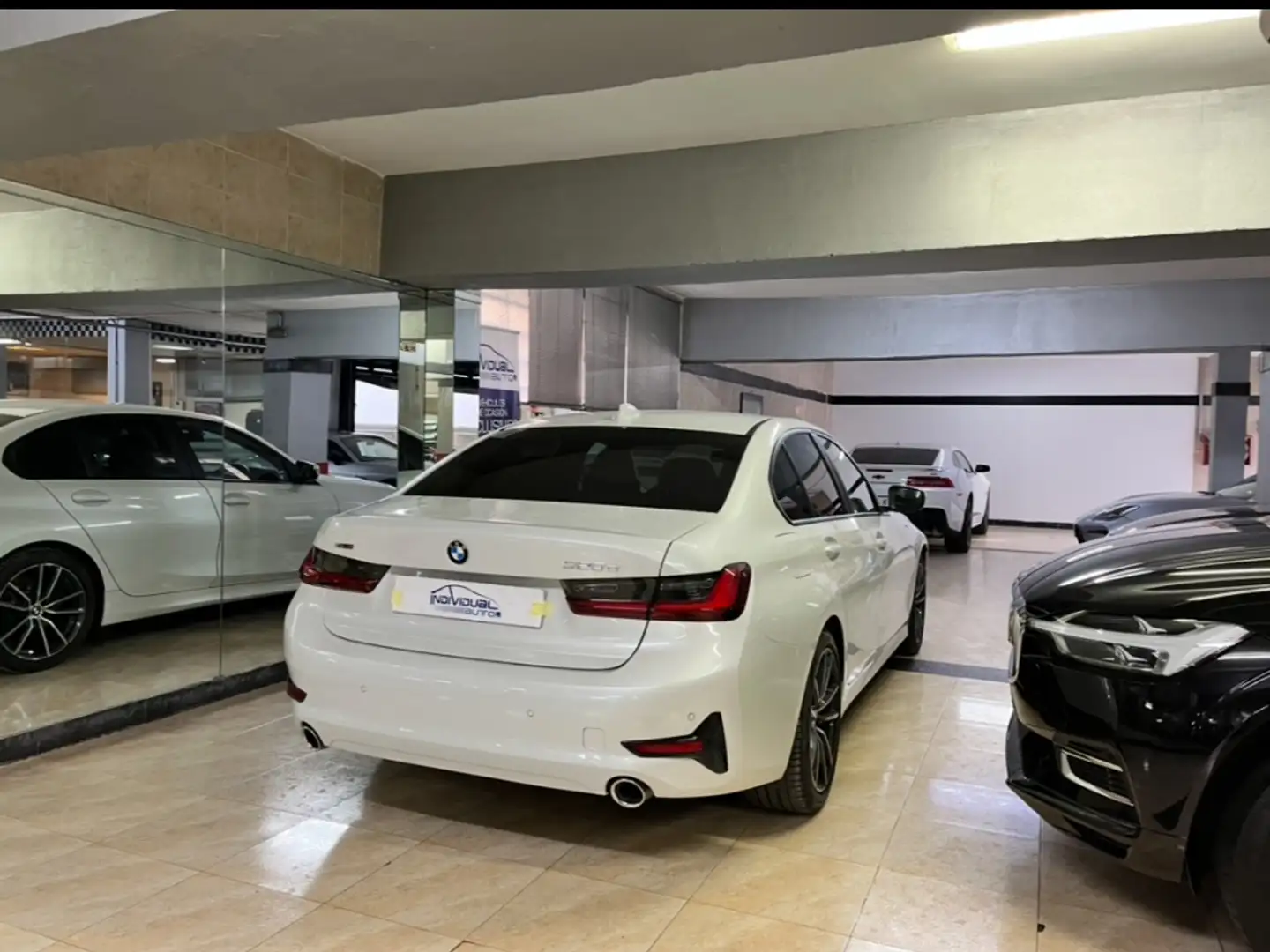 BMW 320 320dA xDrive Blanc - 2