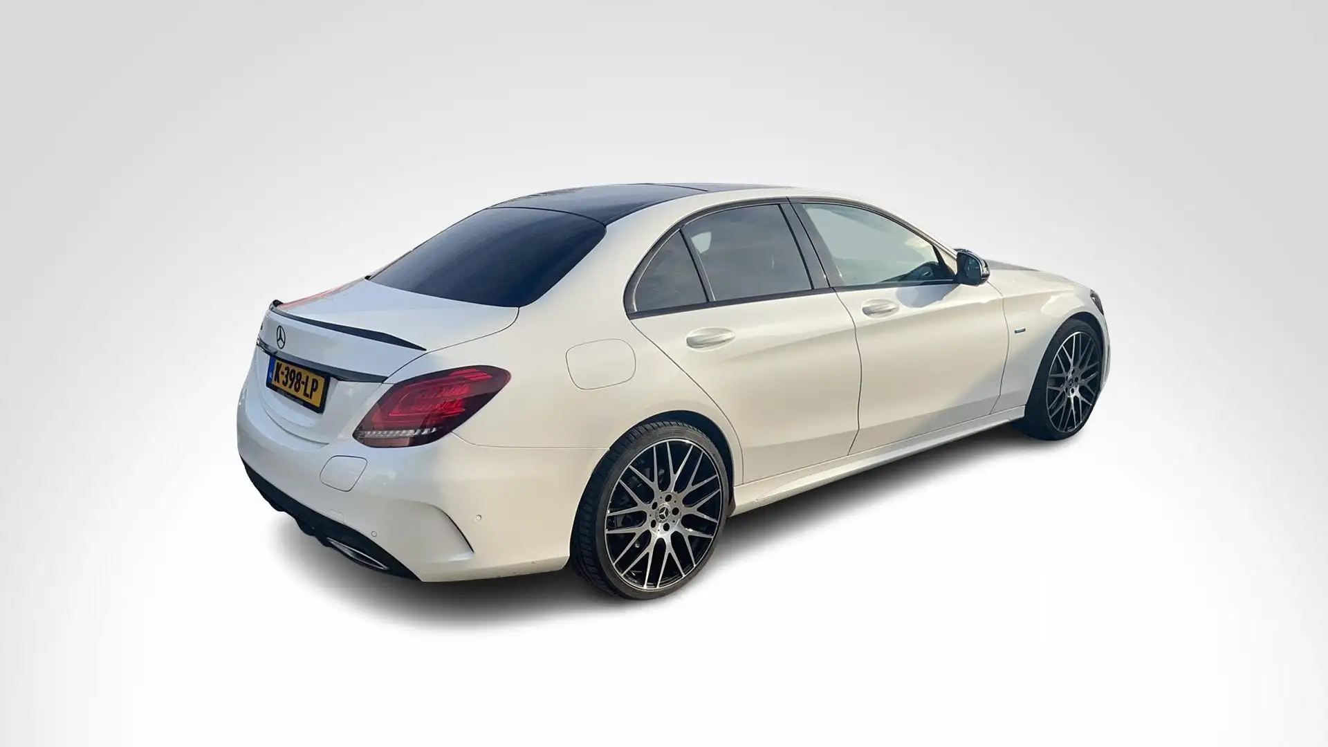 Mercedes-Benz C 300 C 300e Limousine Automaat Business Solution AMG | Weiß - 2