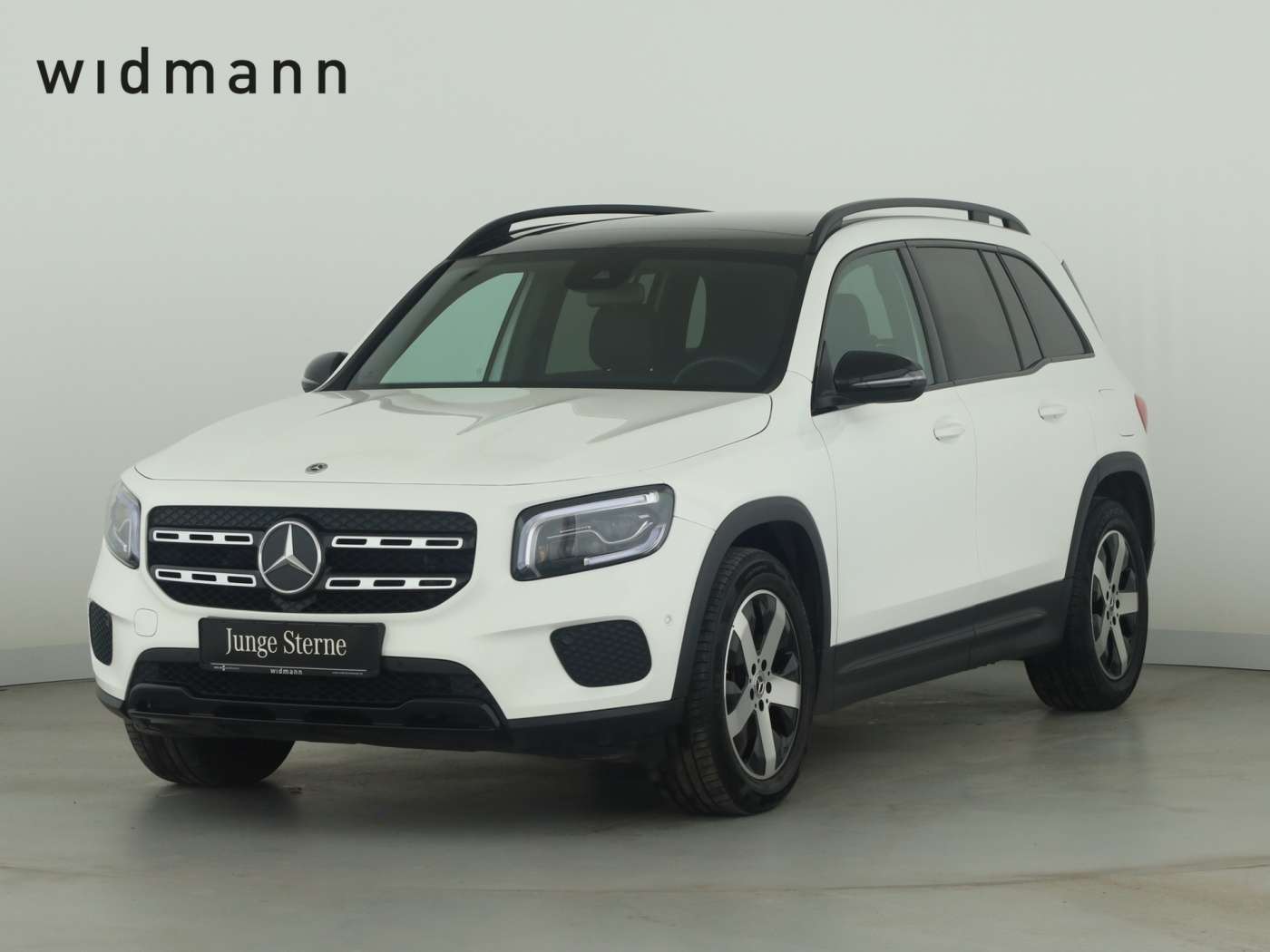 Mercedes-Benz GLB 220