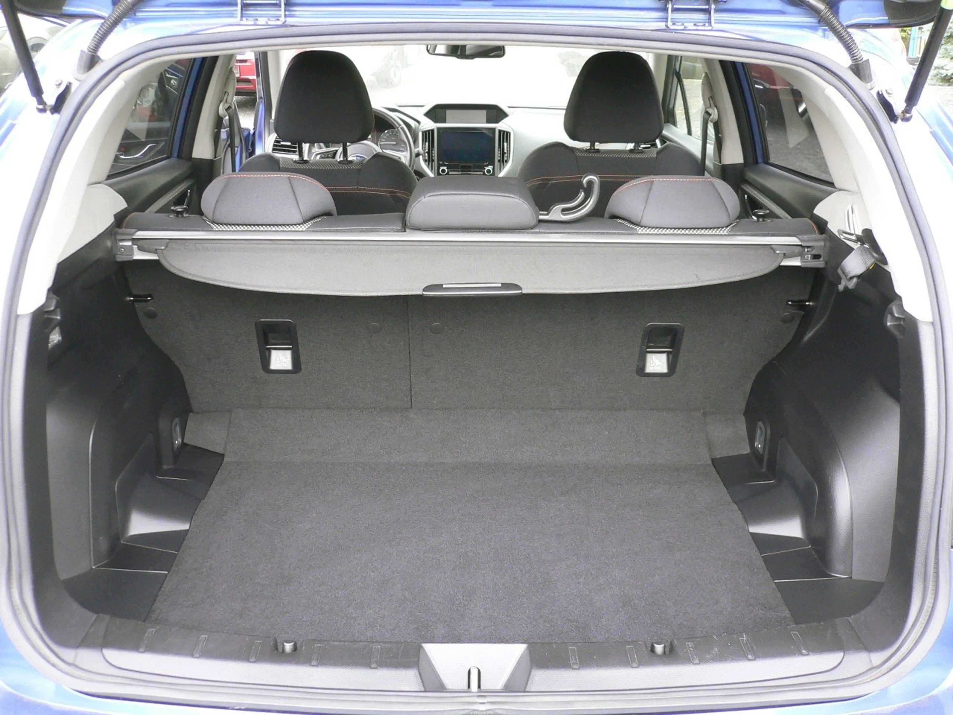 Subaru XV 1.6i Exclusive Lineartronic — photo 11