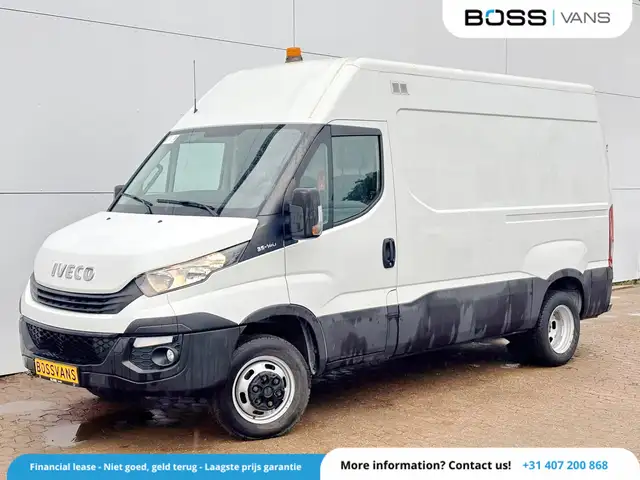 Iveco Daily 35C14 2.3 L2H2 Dubbellucht Airco Camera Trekhaak 3
