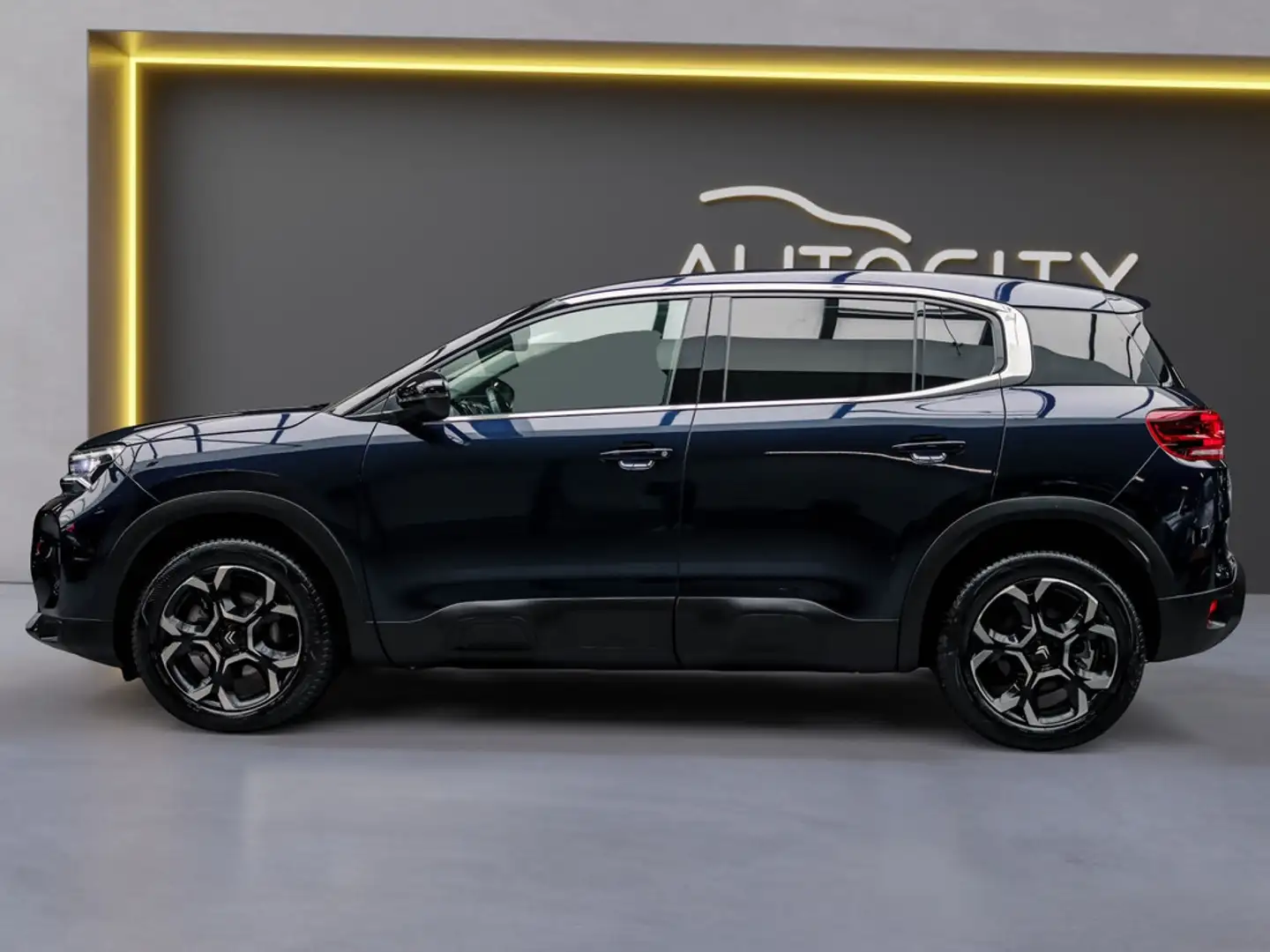 Citroen C5 Aircross 1.2 PureTech Feel Pack Blauw - 2