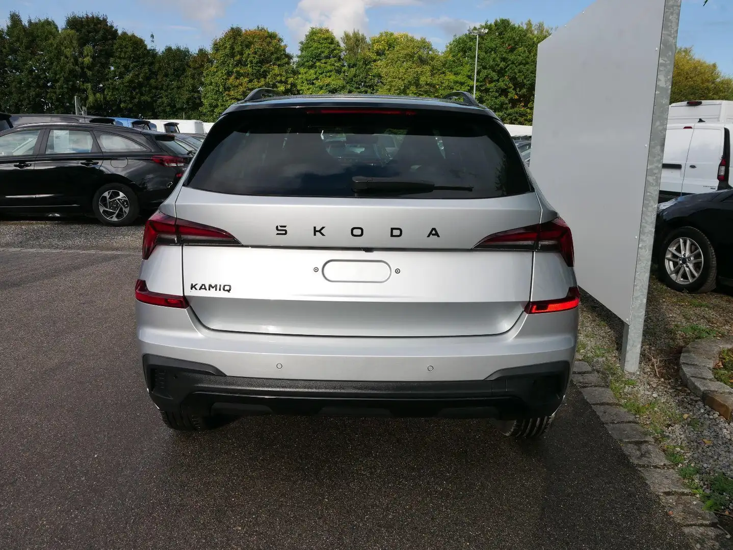 Skoda Kamiq Monte Carlo 1.5 TSI DSG Carlo*LED*PDC-KAMERA*SH... Schwarz - 2