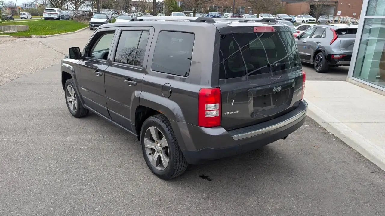 Jeep Patriot снимка Jeep Patriot