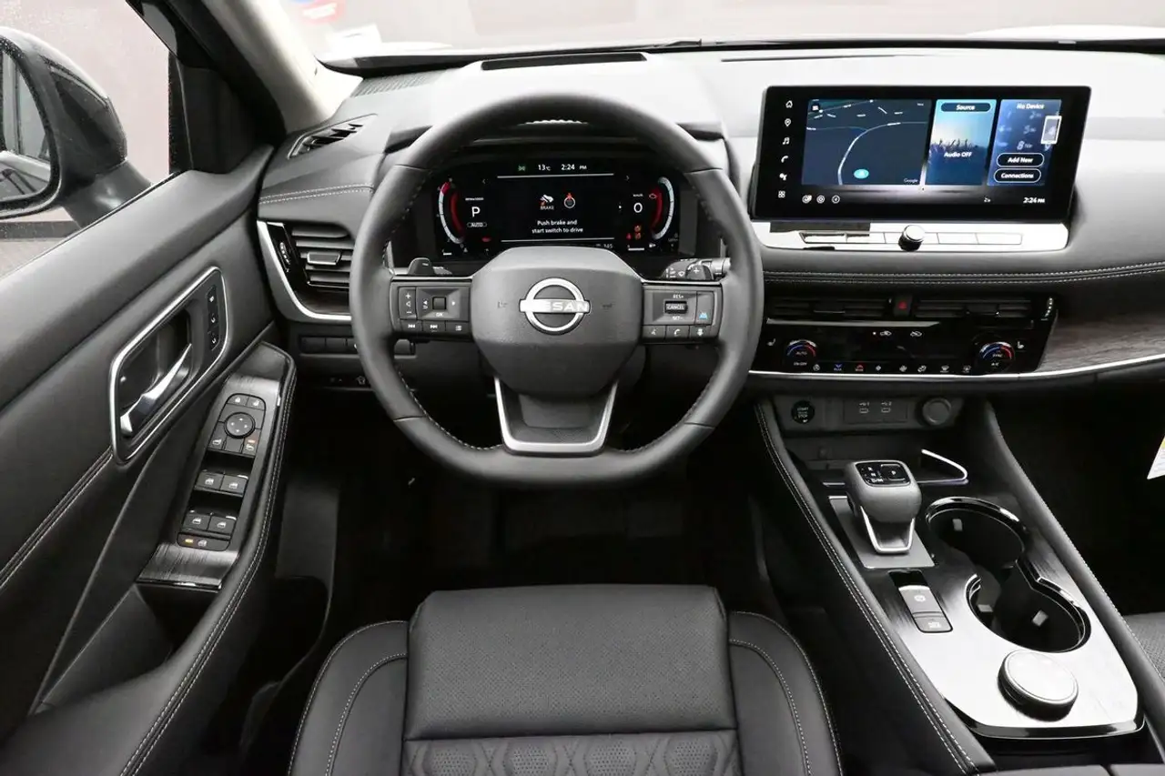 Nissan Rogue снимка Nissan Rogue