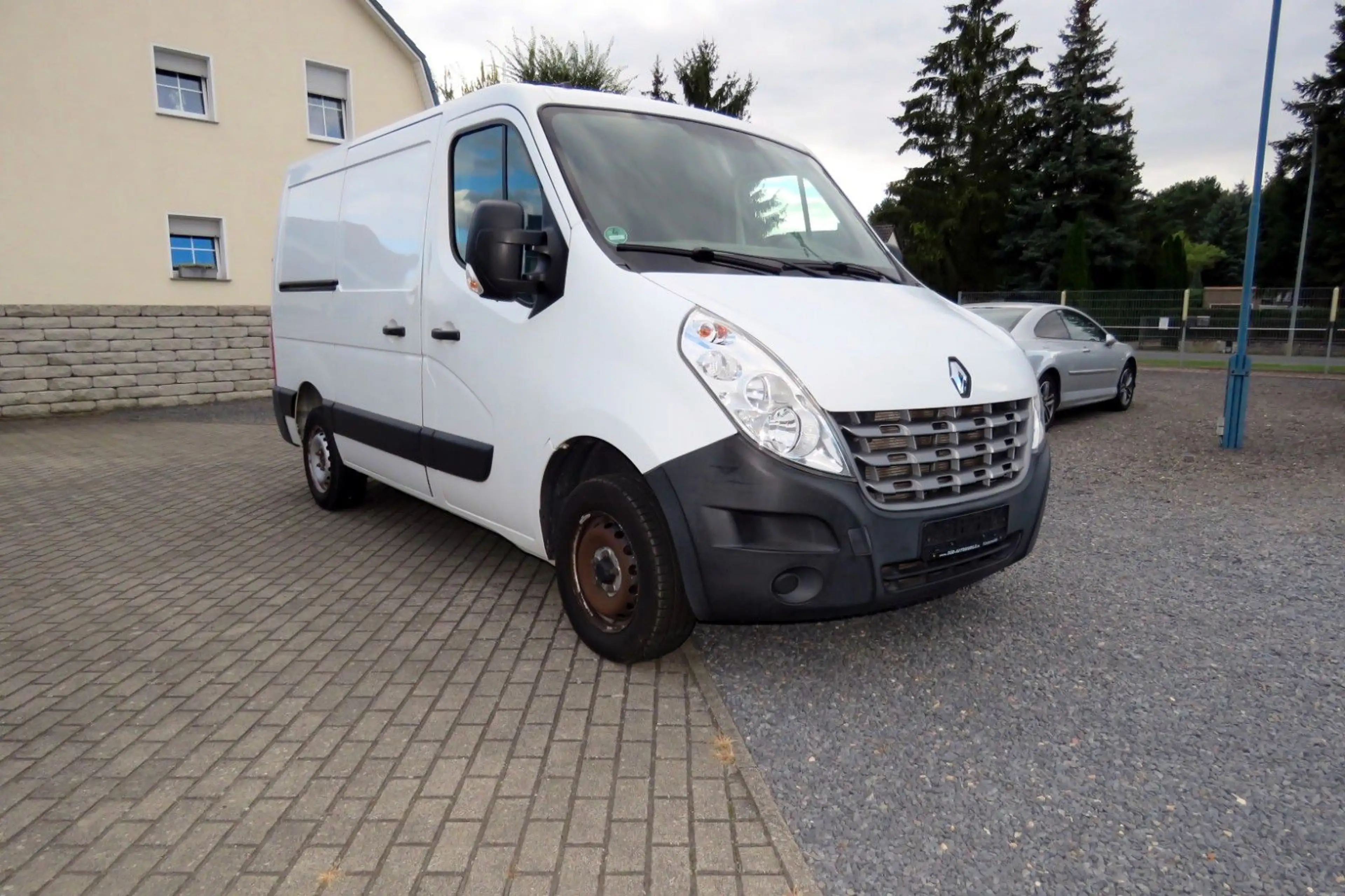 Renault Master III Kasten L1H1 Ka 2,8t Ecoline 3-sitzer