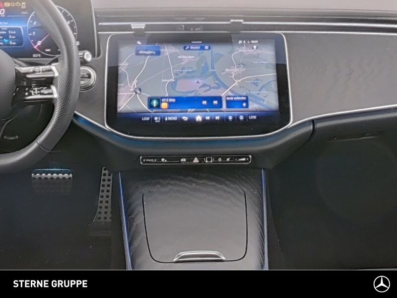 Mercedes-Benz E 200 E 200 T AMG NIGHT AHK Panor Distronic Keyless-Go — photo 15