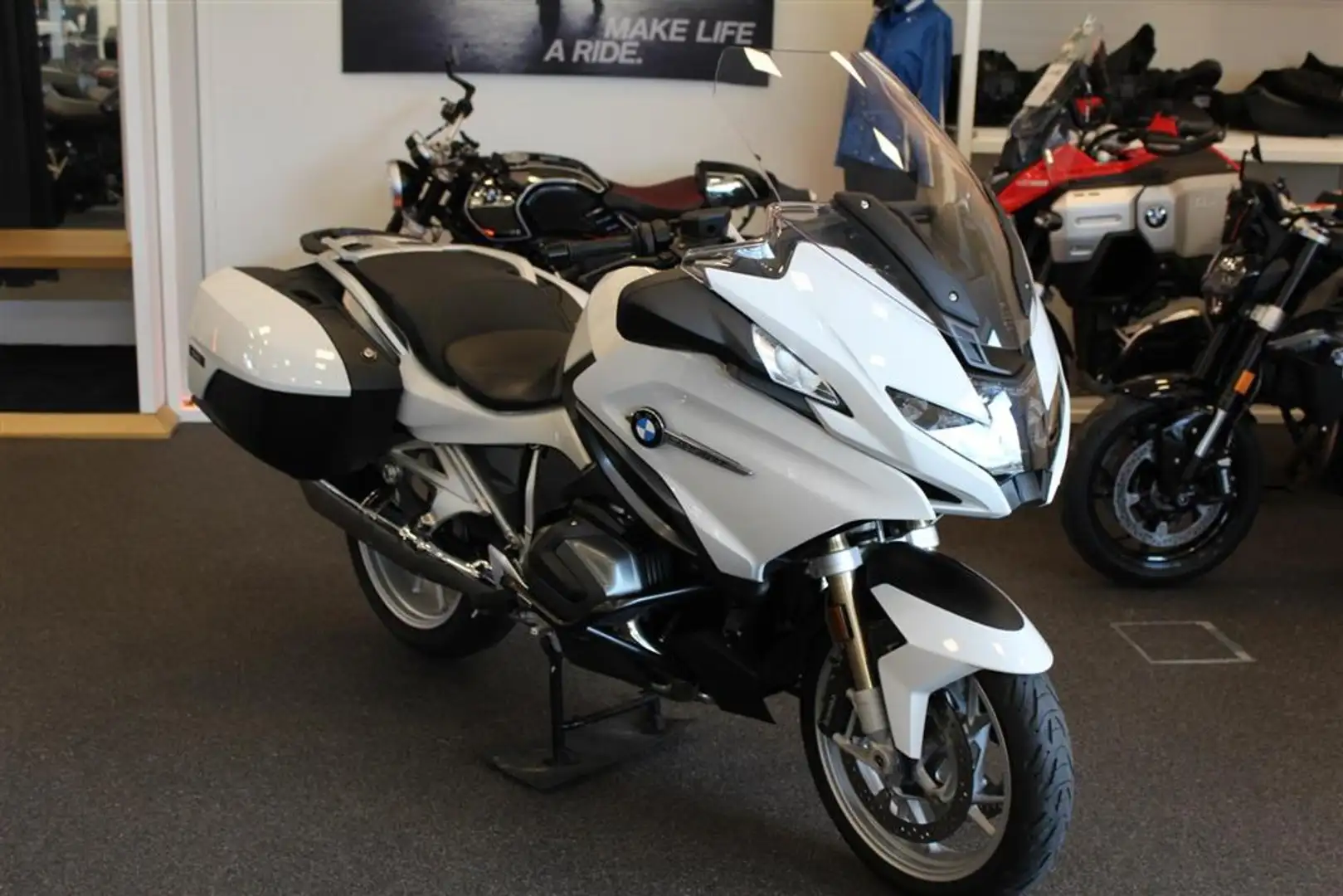 BMW R 1250 RT 0 - 1