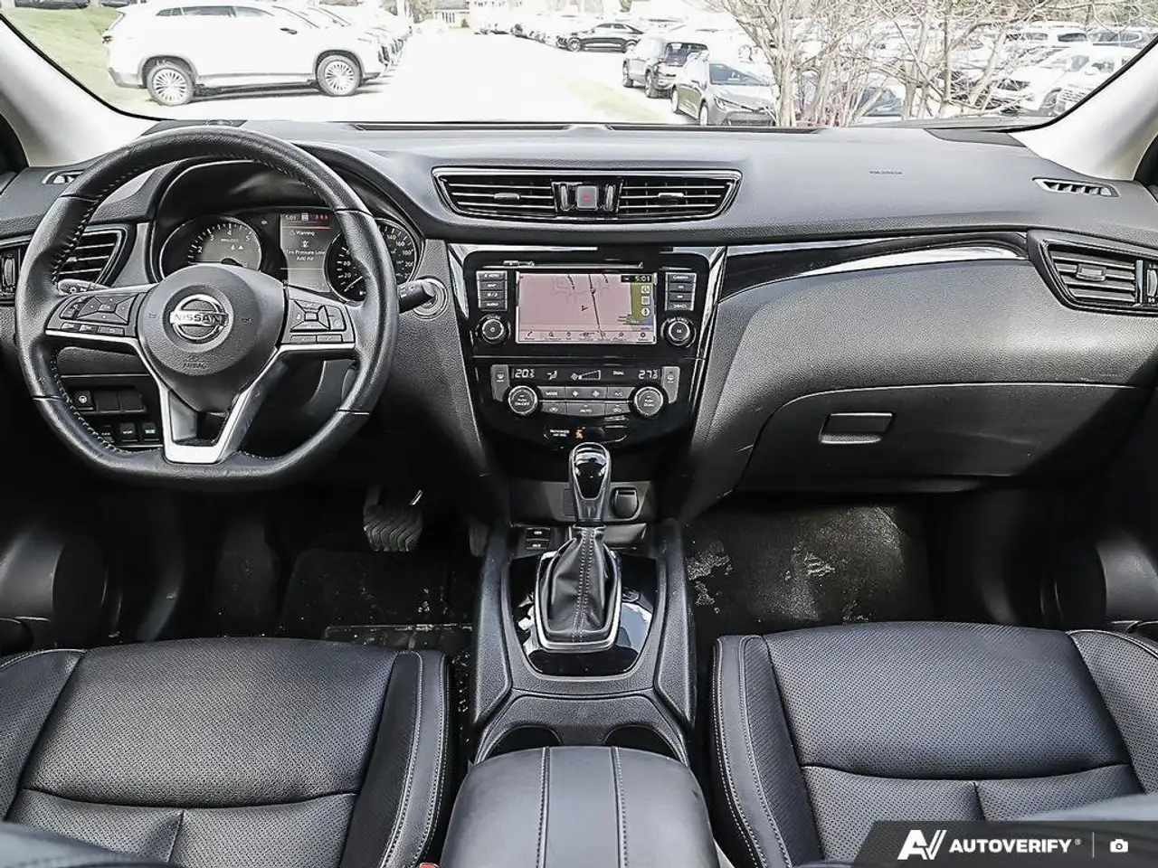 Nissan Qashqai снимка Nissan Qashqai