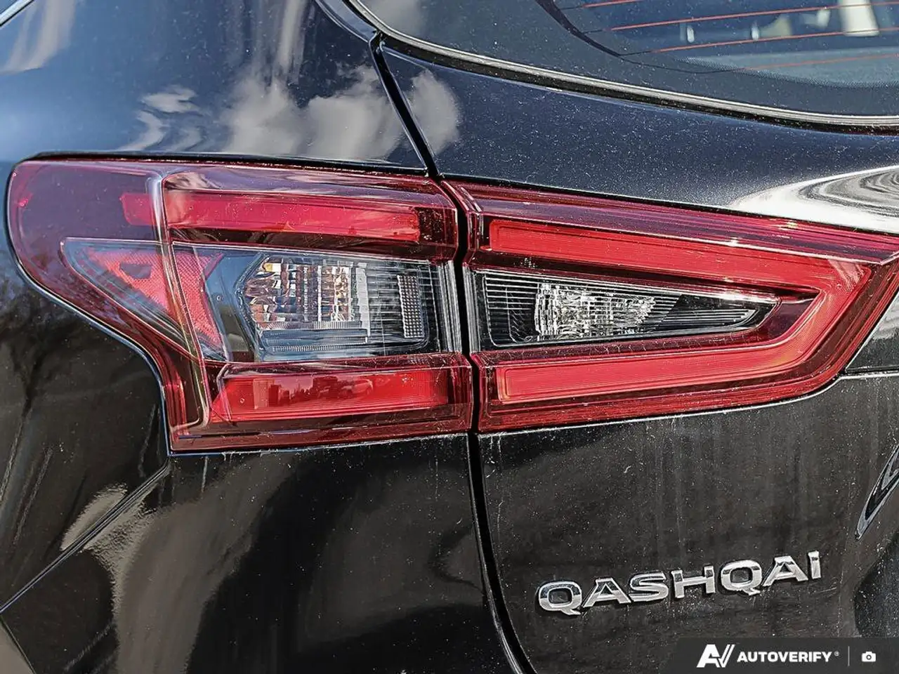 Nissan Qashqai снимка Nissan Qashqai