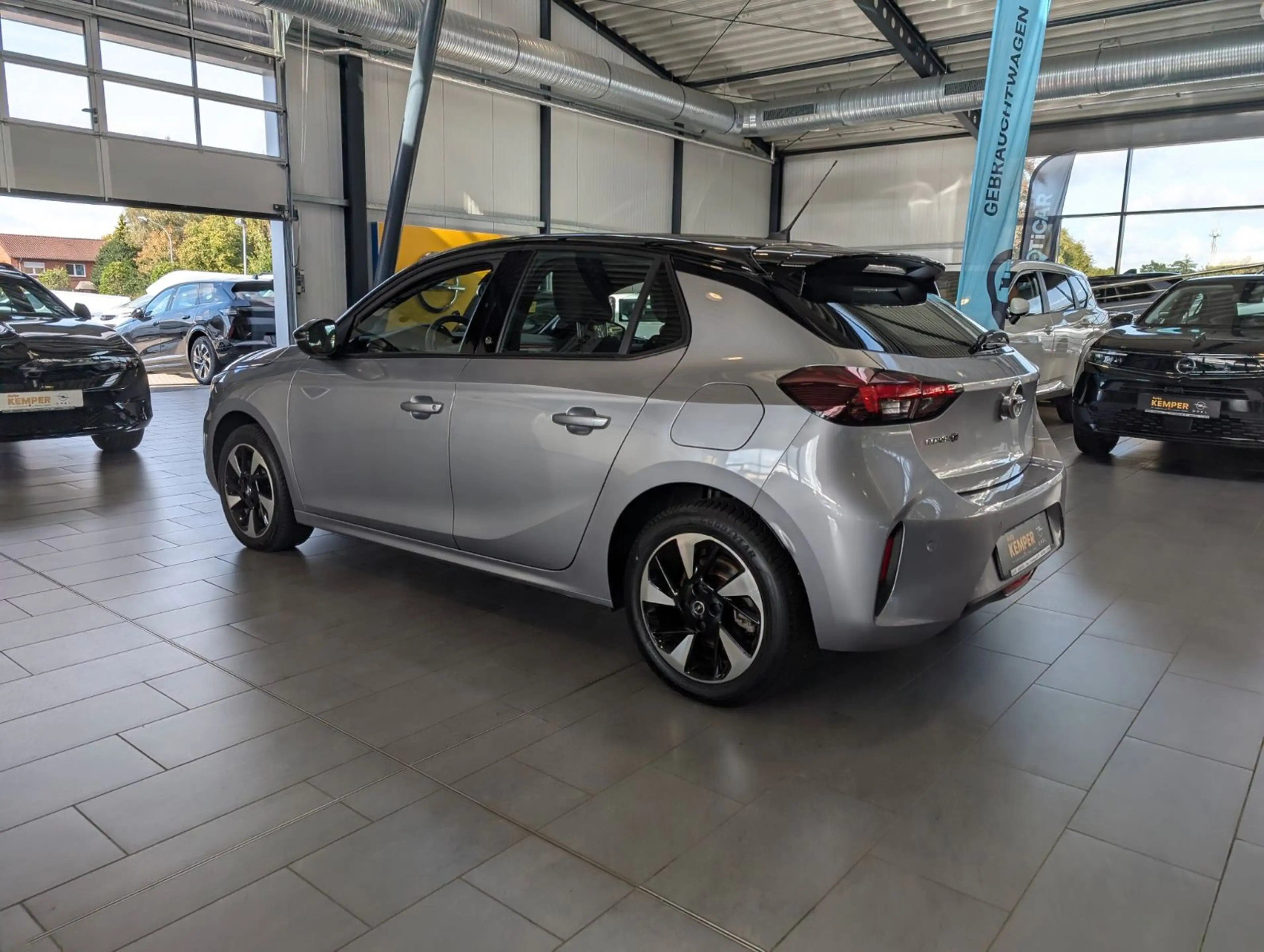 Opel Corsa SHZ Android Apple DAB Tempomat 7,4 kWh OPC — photo 5