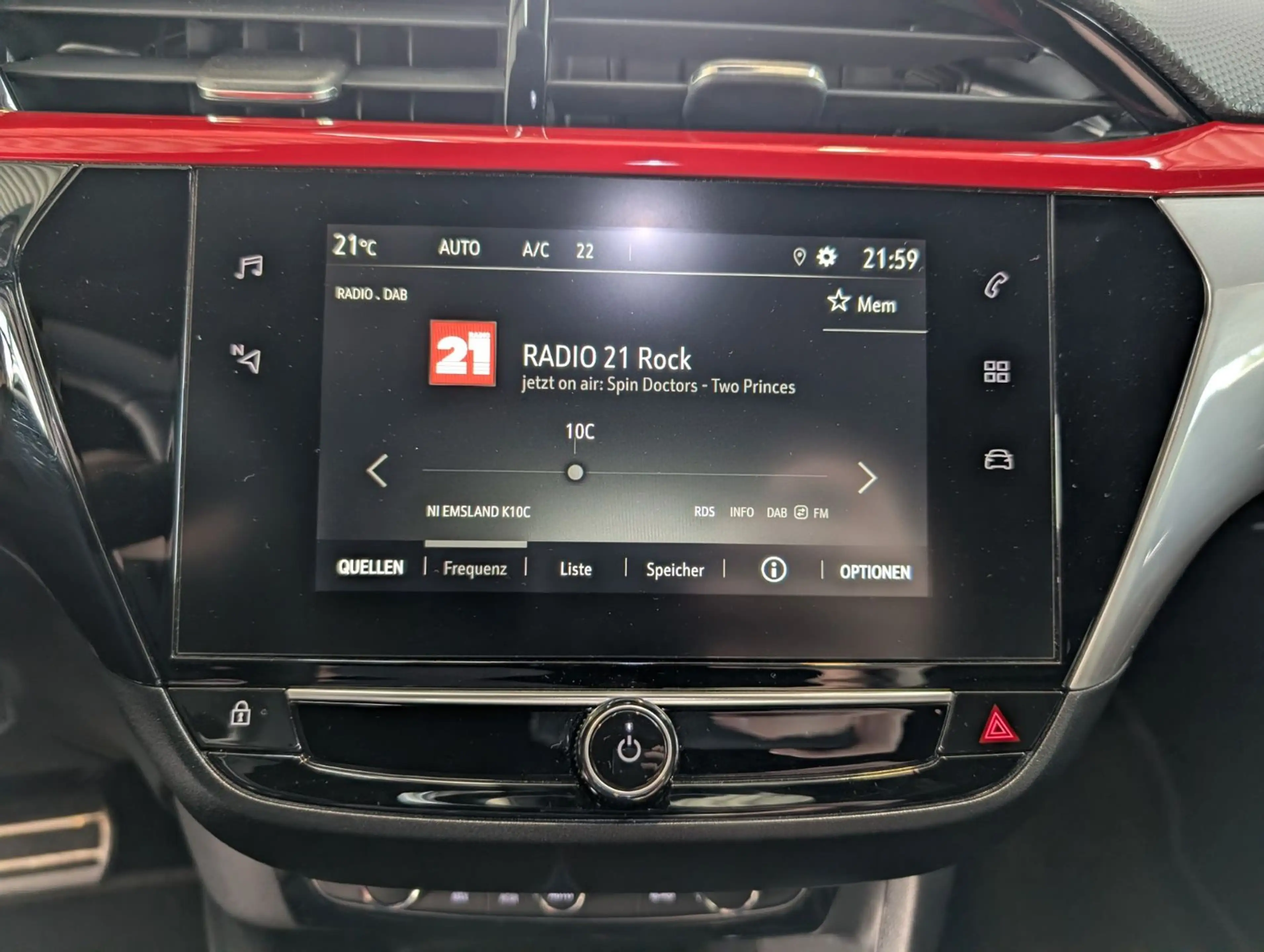 Opel Corsa SHZ Android Apple DAB Tempomat 7,4 kWh OPC — photo 12