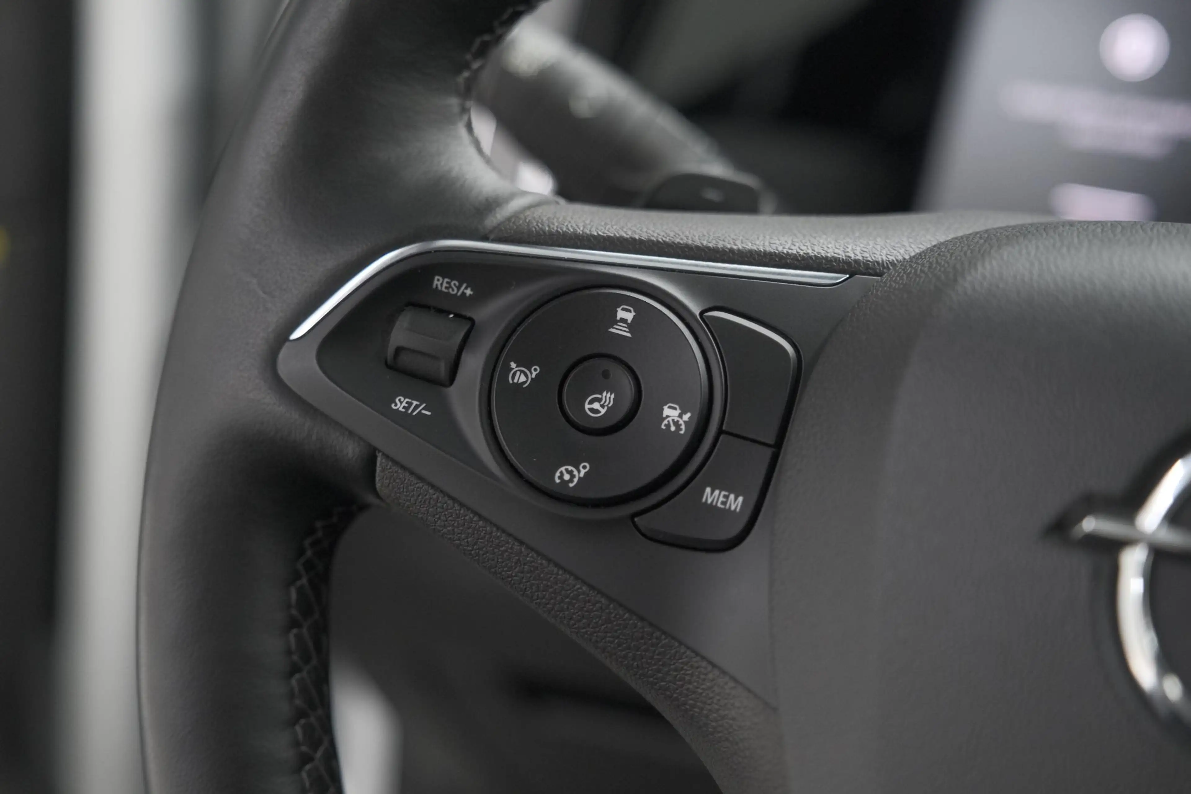 Opel Grandland 1.6 Turbo Plug-In Hybrid GS 225 | Adaptieve Cruise — photo 3