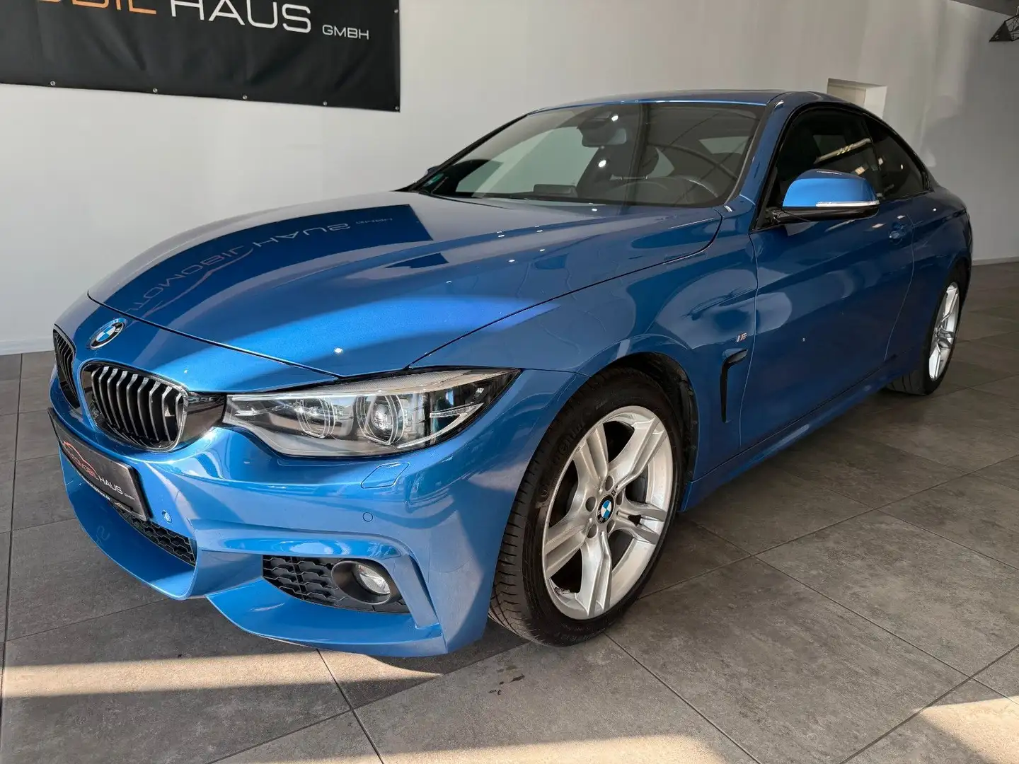 BMW 420 d Coupe M-Sport Shadow-Line *HUD*PANO*LED* Bleu - 1