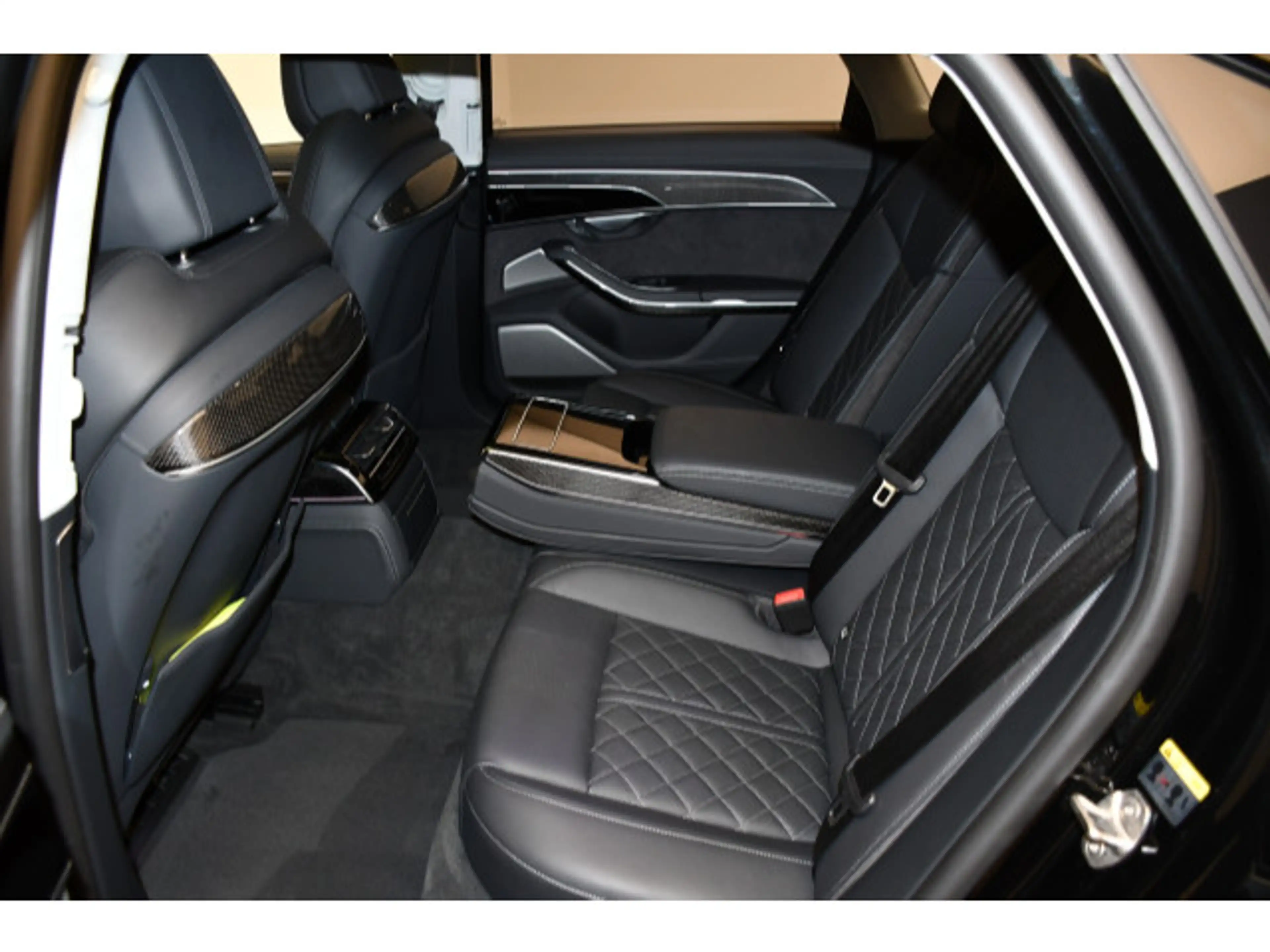 Audi S8 4.0 TFSI quattro Tiptronic ACC/Pano/Standhzg — photo 13