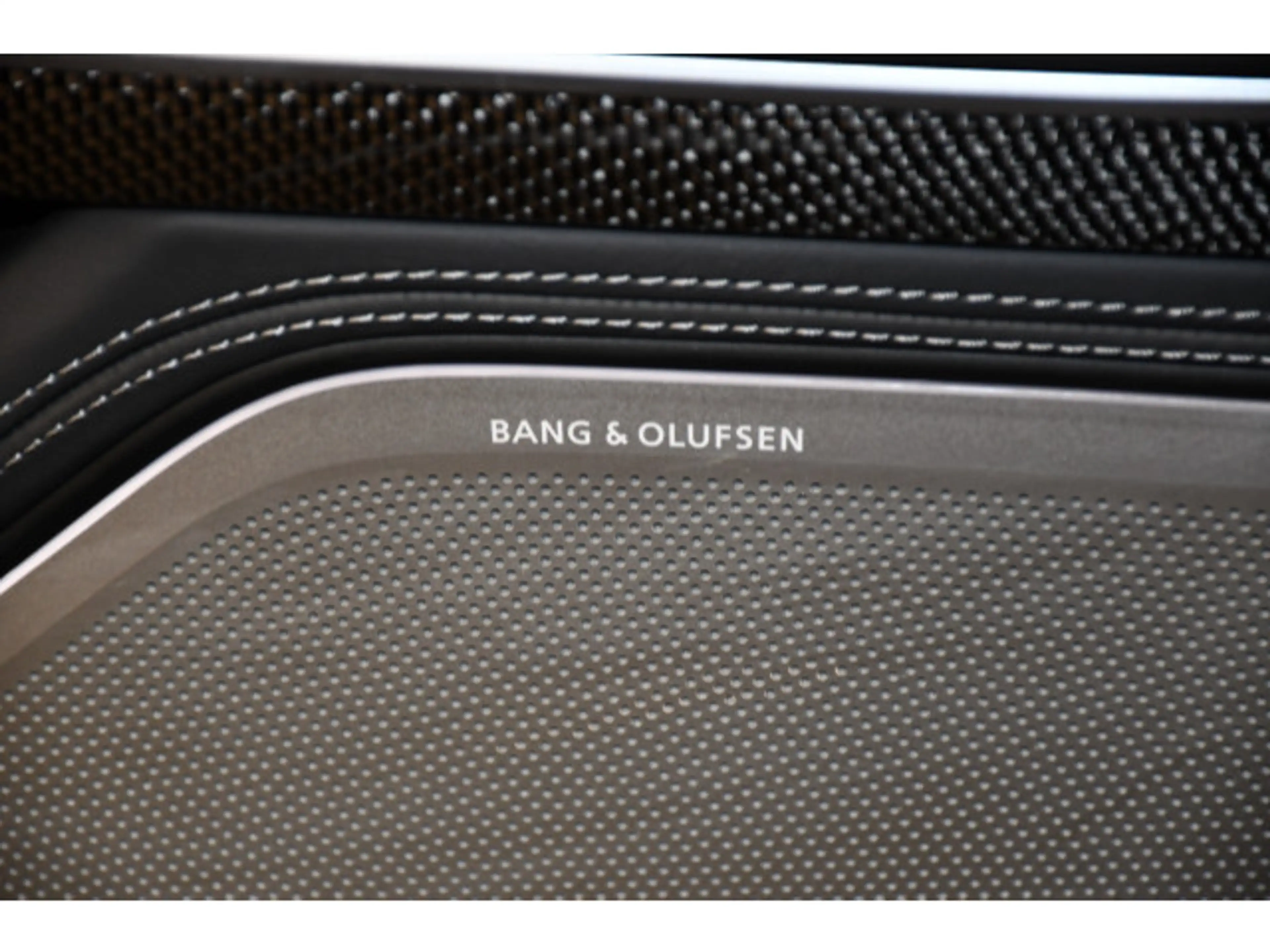 Audi S8 4.0 TFSI quattro Tiptronic ACC/Pano/Standhzg — photo 11