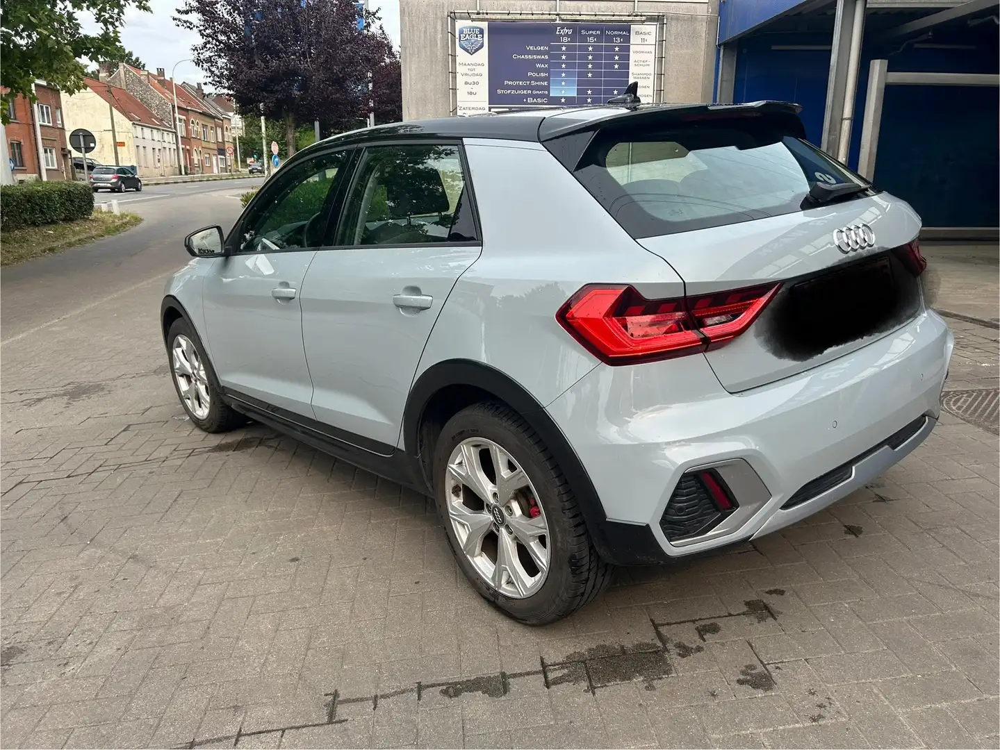 Audi A1 A1 Citycarver 35 TFSI S tronic Grijs - 2