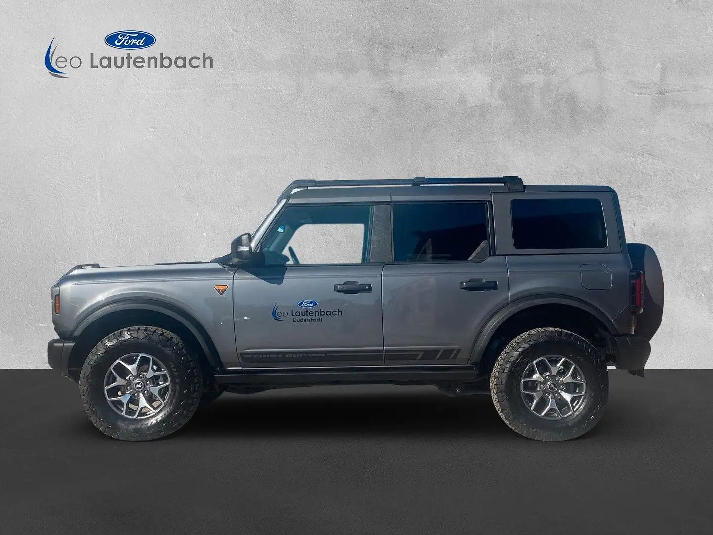 Ford Bronco Badlands e-4WD Grau - 2