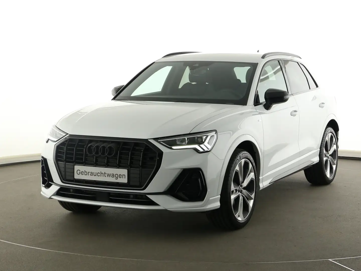 Audi Q3 1.5 TFSI S-tronic S line Weiß - 2