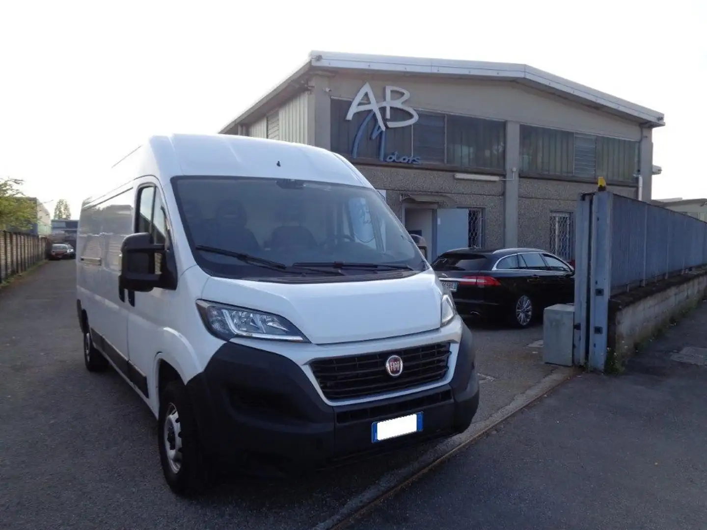 Fiat Ducato 35 2.3 MJT 140CV LH2 Furgone *IVA DETRAIBILE* Weiß - 1