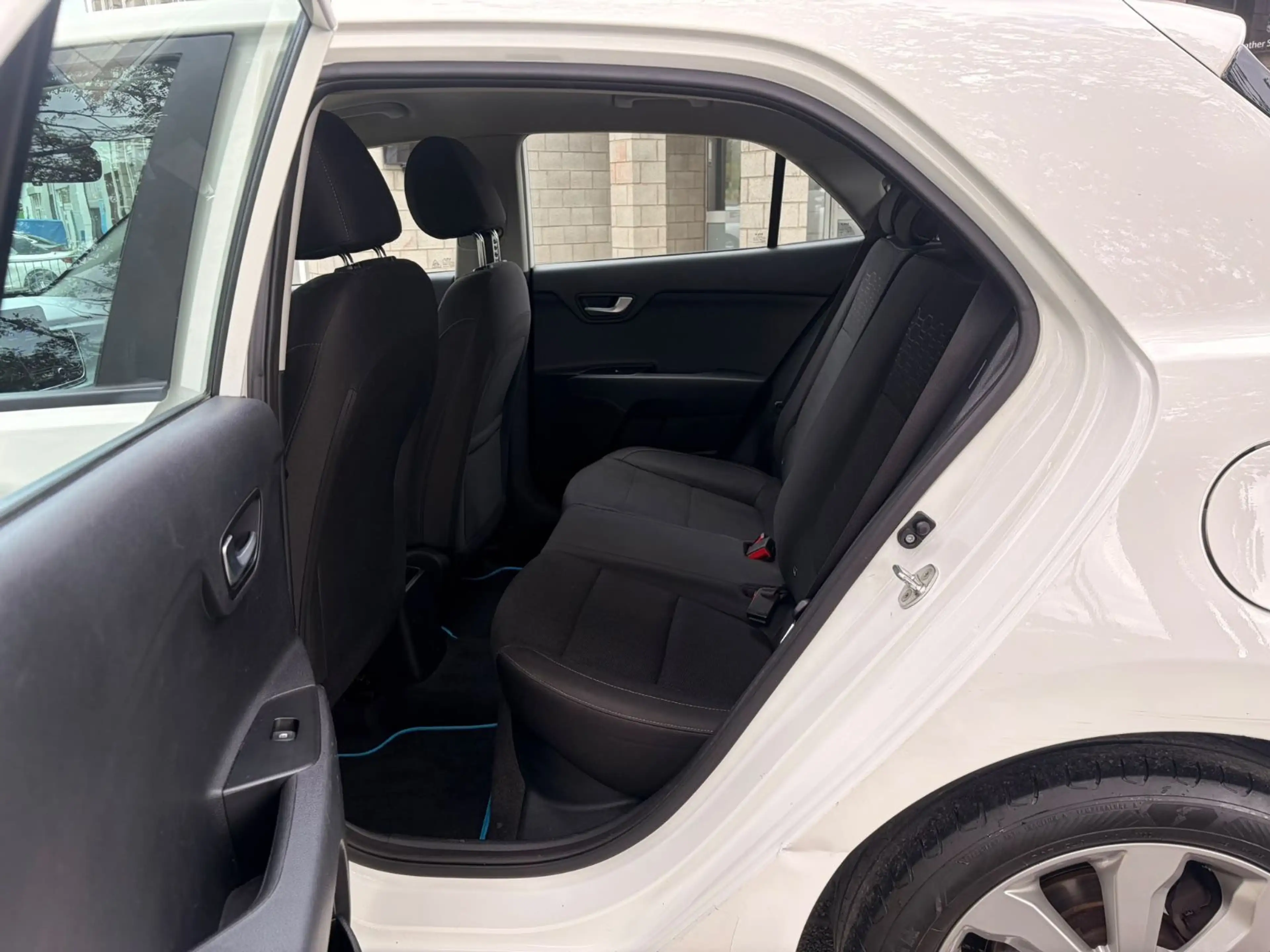 Kia Rio Vision EU6* Navigation * gepflegte Zustand — photo 13