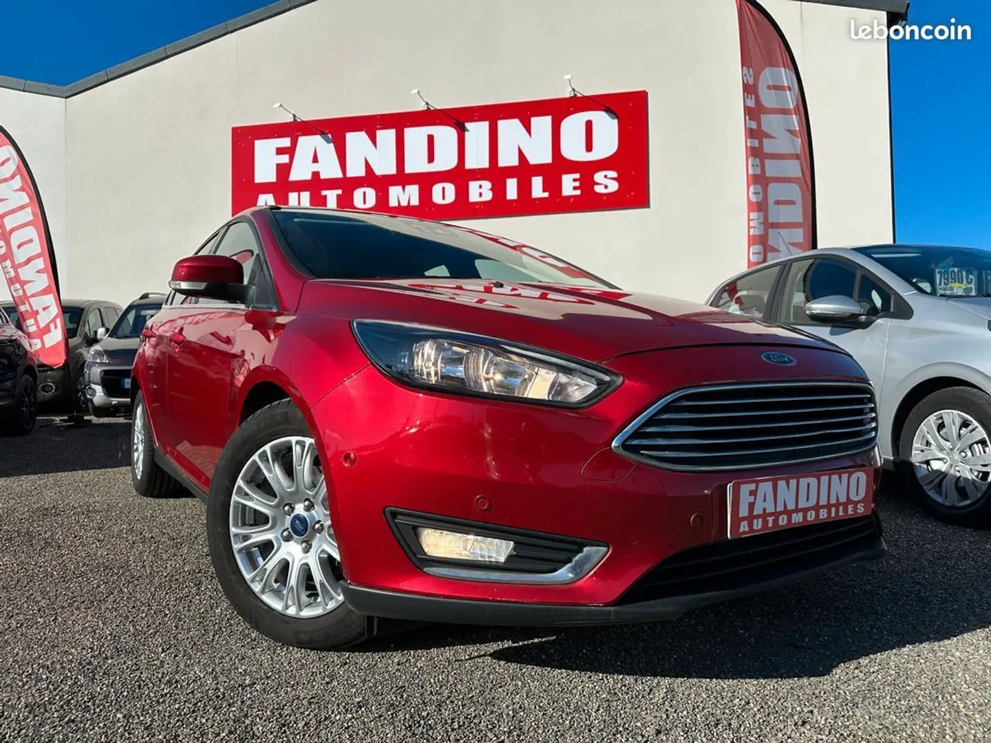 Ford Focus 1.5 Tdci 120Ch Titanium 5P Gold - 1