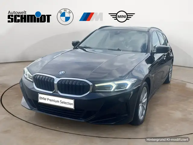 BMW 3 Series view 2