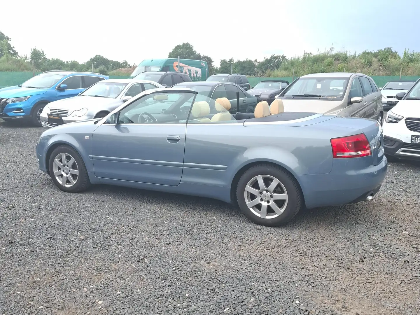 Audi A4 Automatik Blau - 1