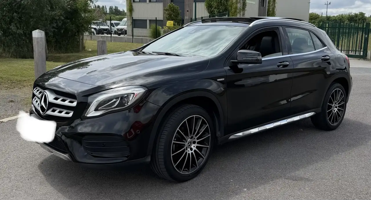 Mercedes-Benz GLA 180