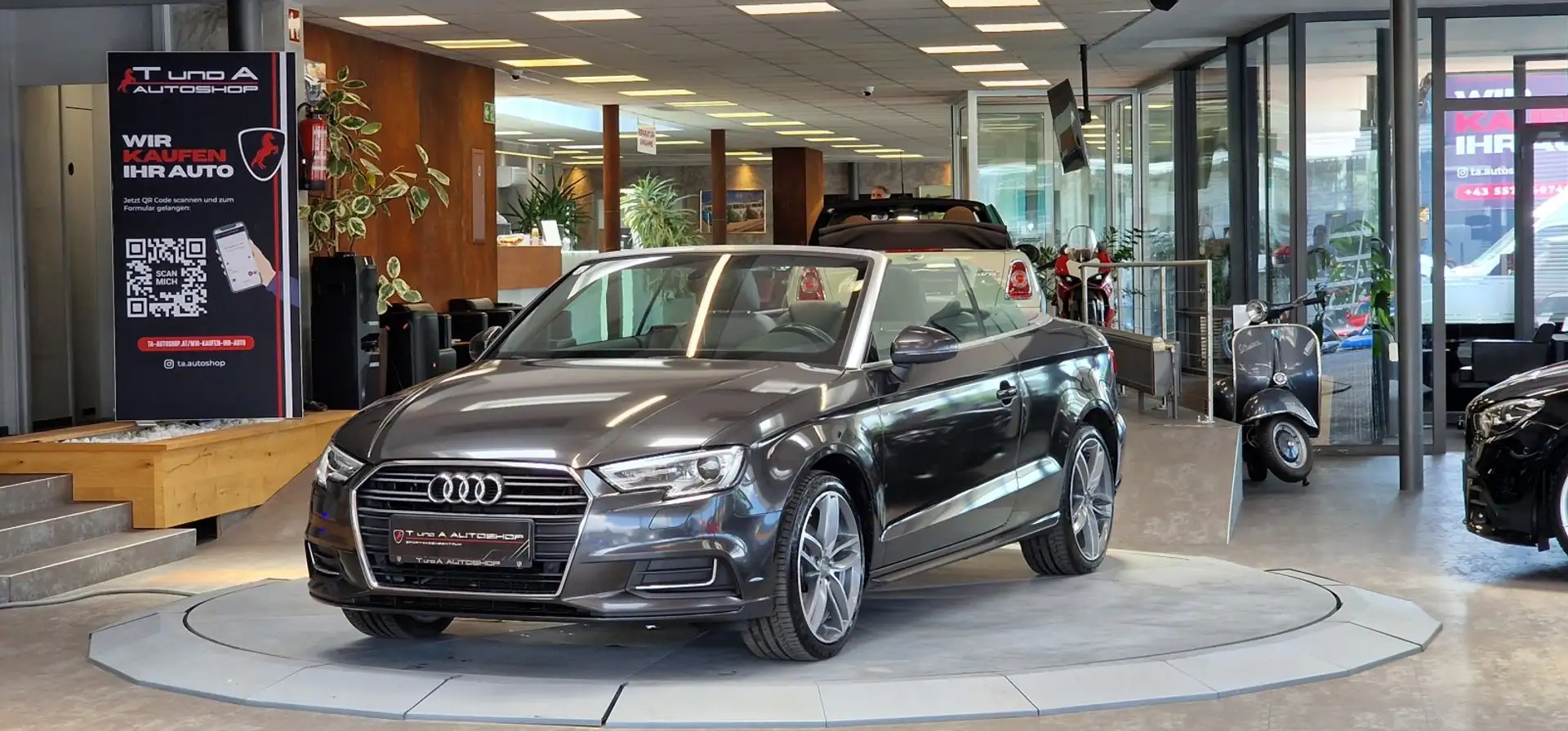 Audi A3 1.4 TSI Cabrio *Navi*Ambiente*Leder*18Zoll* Schwarz - 1