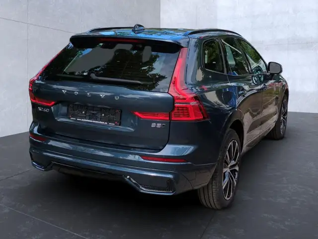 Volvo XC60 view 7