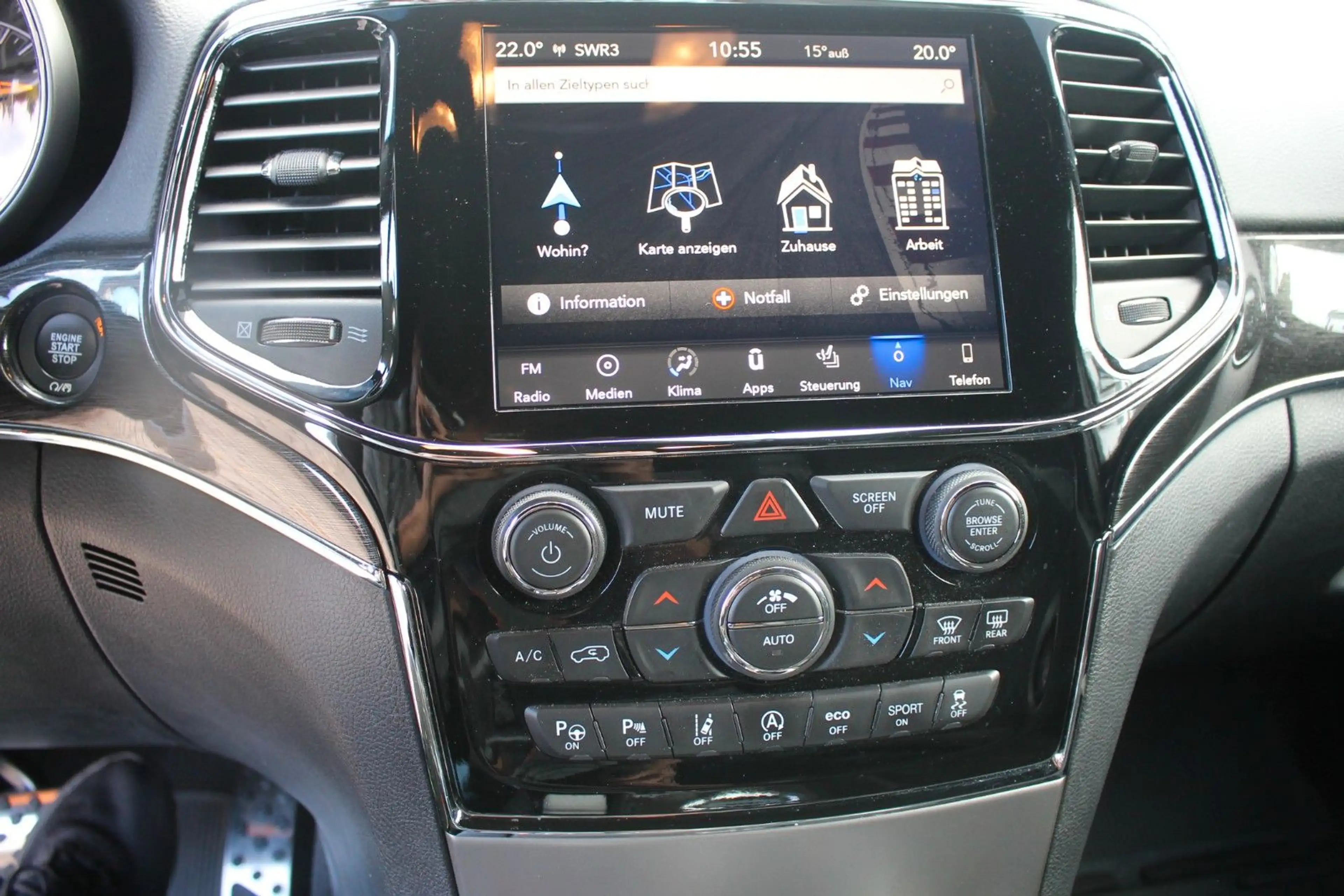 Jeep Grand Cherokee 3.0 CRD Trailhawk Luftfahrwerk — photo 14