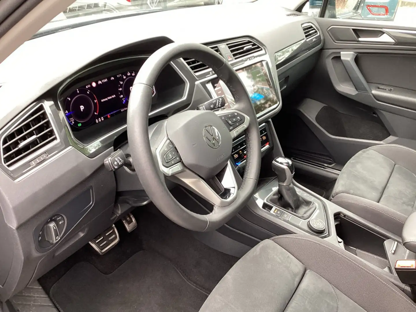 Volkswagen Tiguan 2.0 TDI Elegance 4Motion Bleu - 2