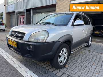 2.0i Style Premium LEER CLIMA LMV TREKHAAL RIJDT G