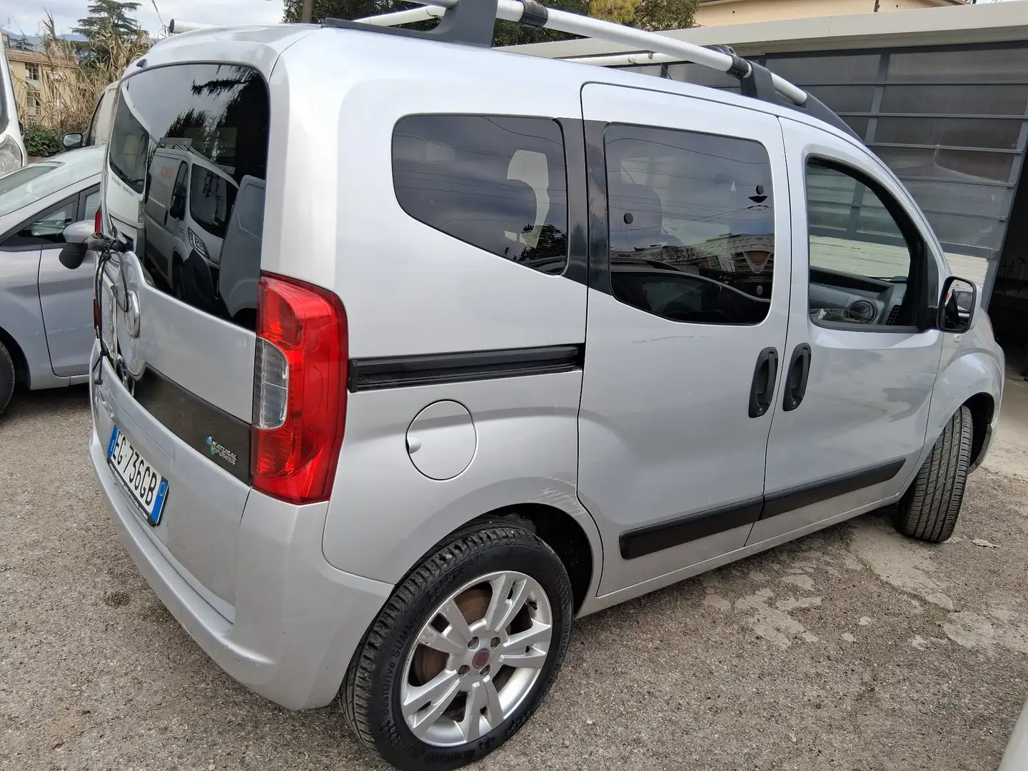 Fiat Qubo 1.4 8v natural power Dynamic 70cv - 2