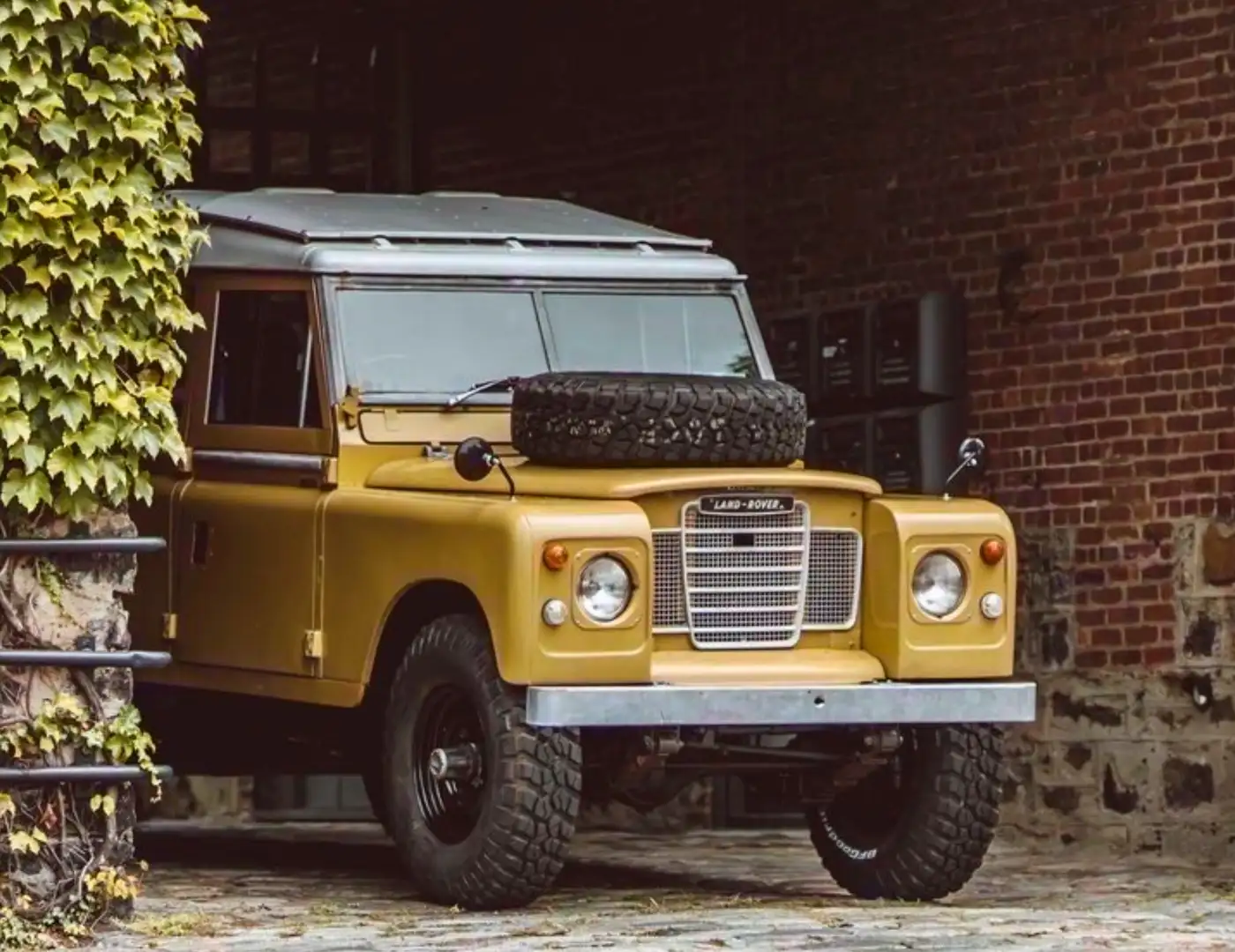 Land Rover Series Serie 3 Yellow - 1