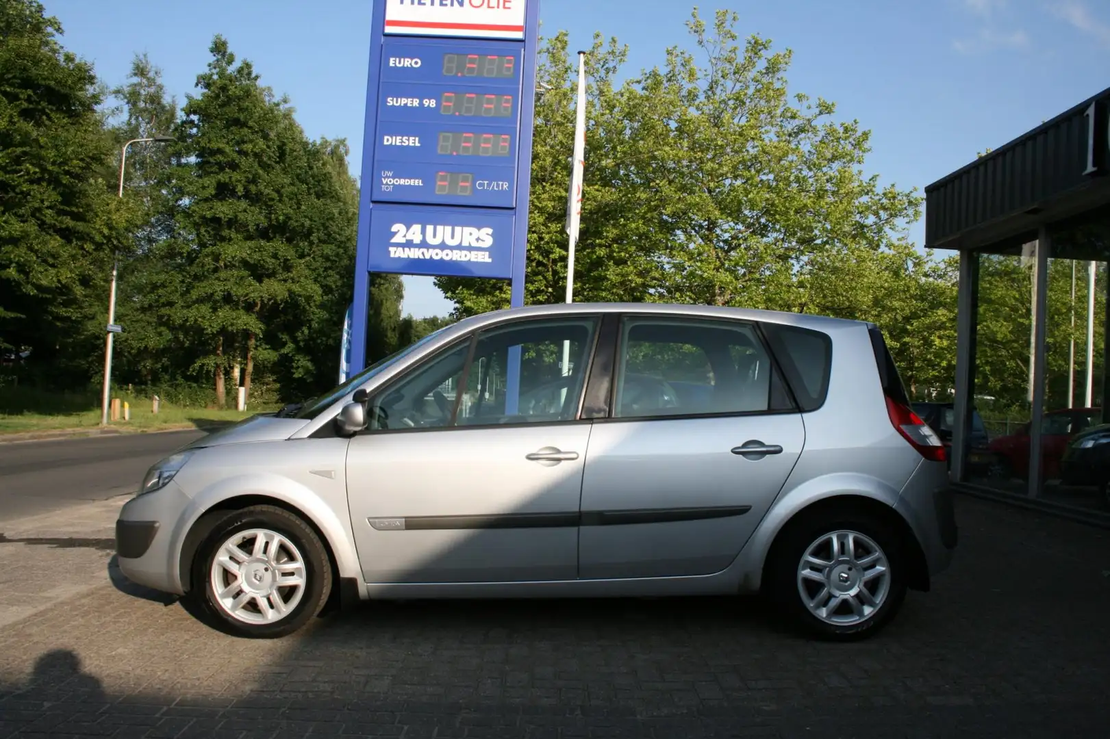 Renault Scenic 1.6-16V Business Line | Automaat | Super onderhoud Grijs - 2