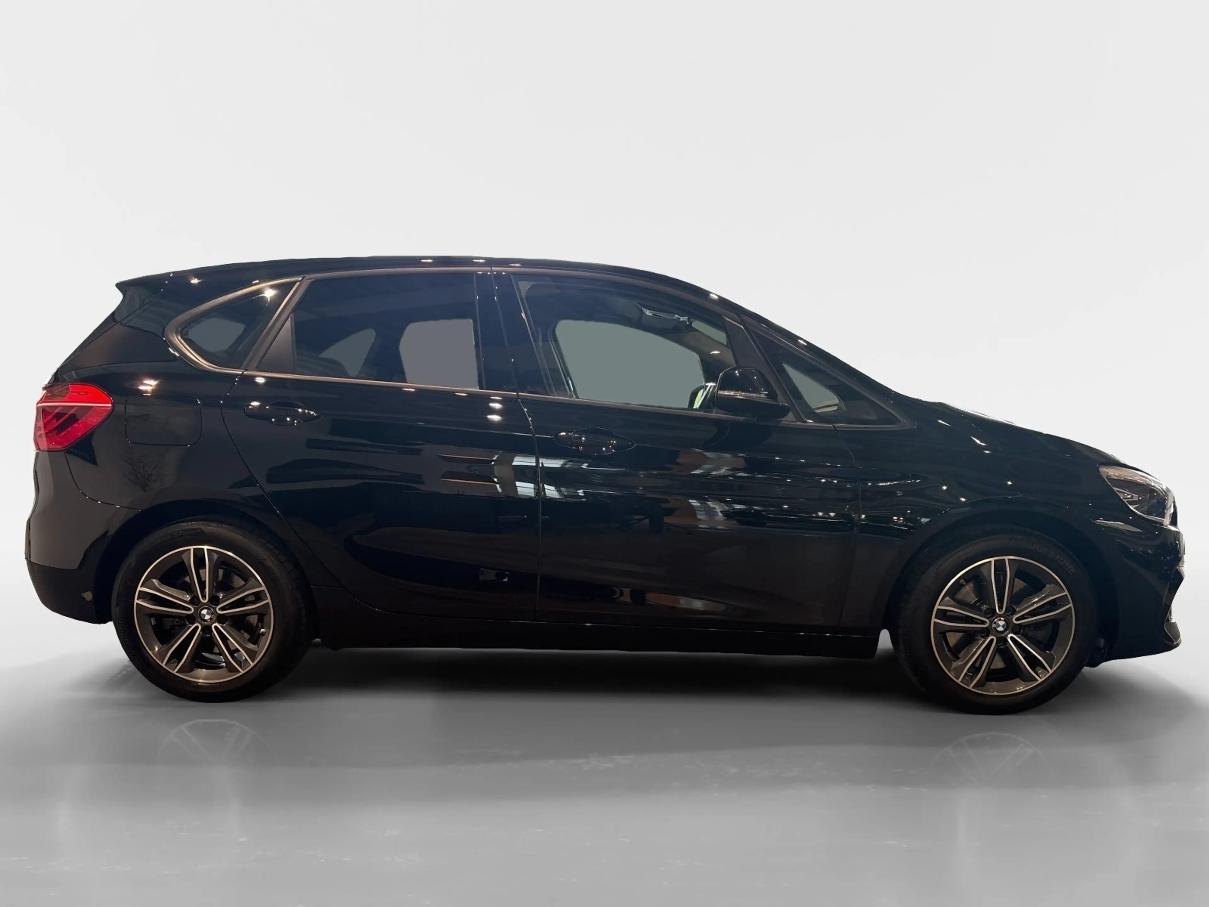 BMW 225 xe iPerformance Active Tour Sport Line — photo 6
