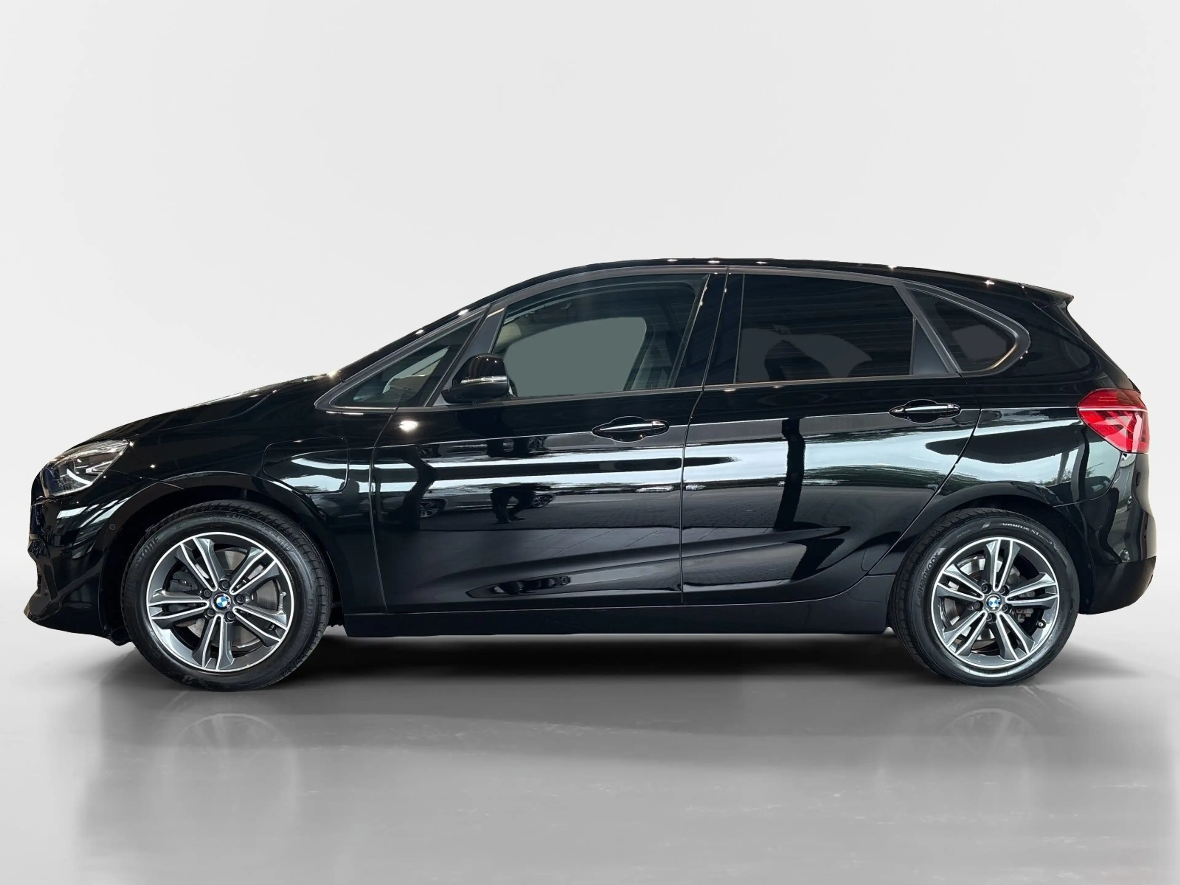 BMW 225 xe iPerformance Active Tour Sport Line — photo 2