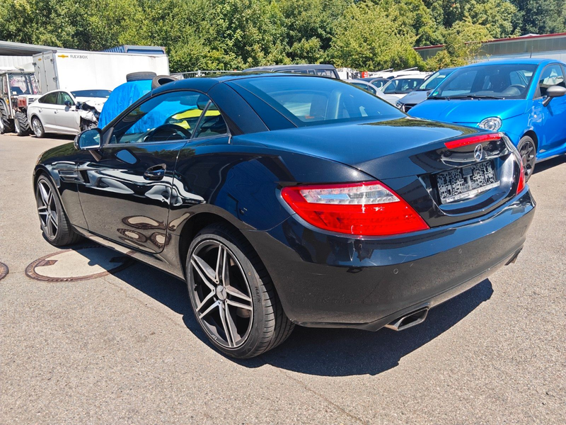 Mercedes-Benz SLK 200 Roadster BlueEfficiency — photo 4