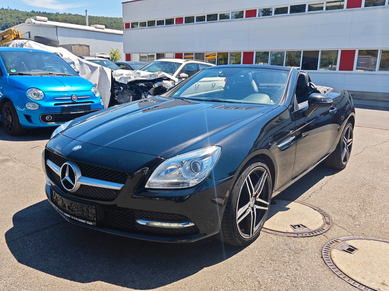 Mercedes-Benz SLK 200 Roadster BlueEfficiency — photo 5