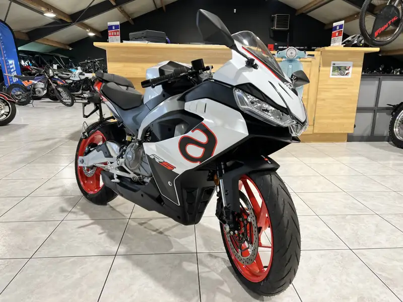 Aprilia RS 457 - foto 7
