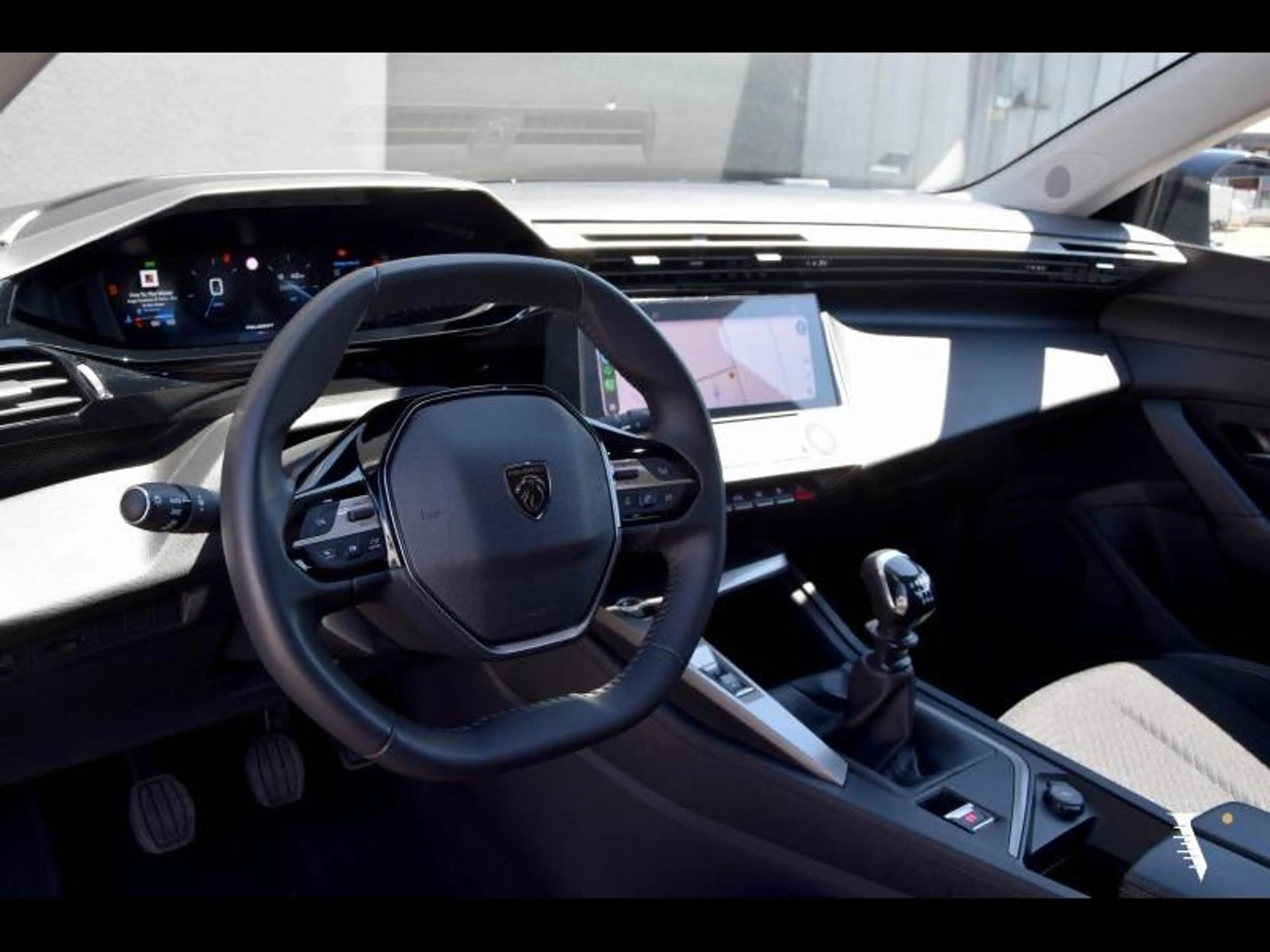Peugeot 308 CARPLAY | CRUISE | PDC — photo 3