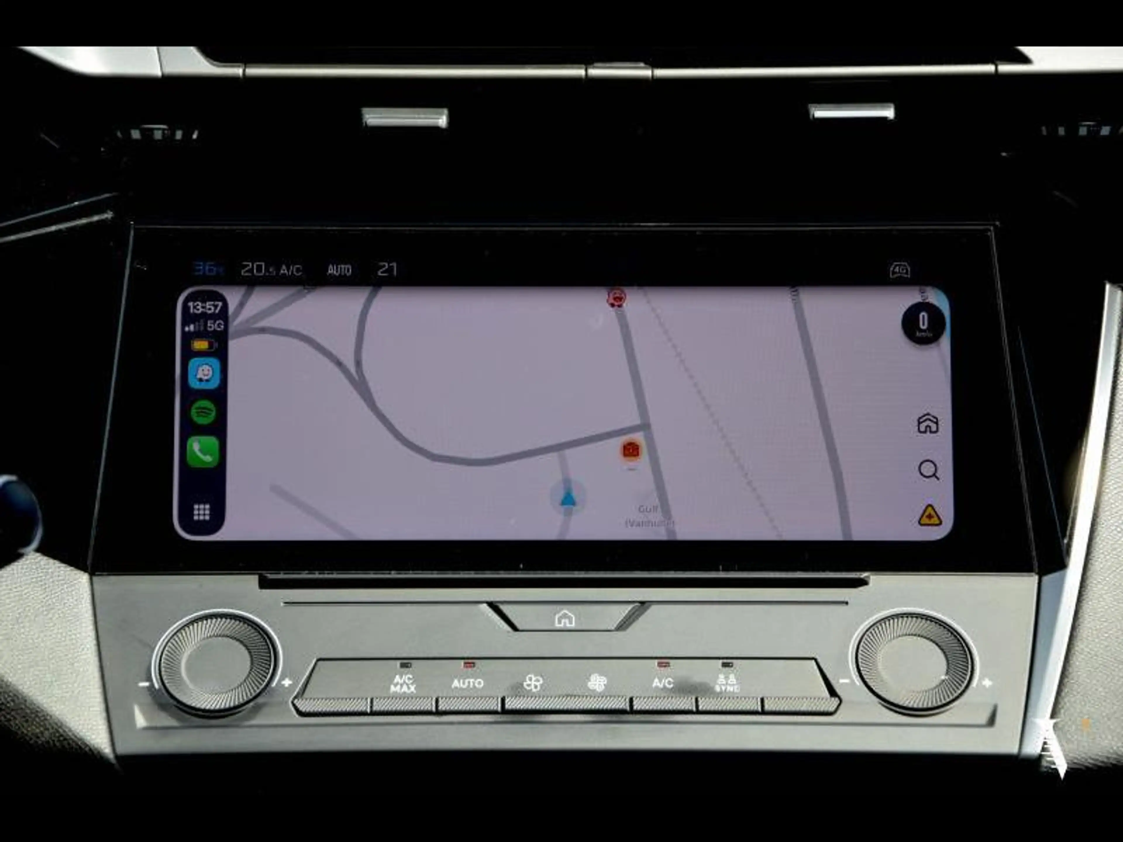 Peugeot 308 CARPLAY | CRUISE | PDC — photo 12