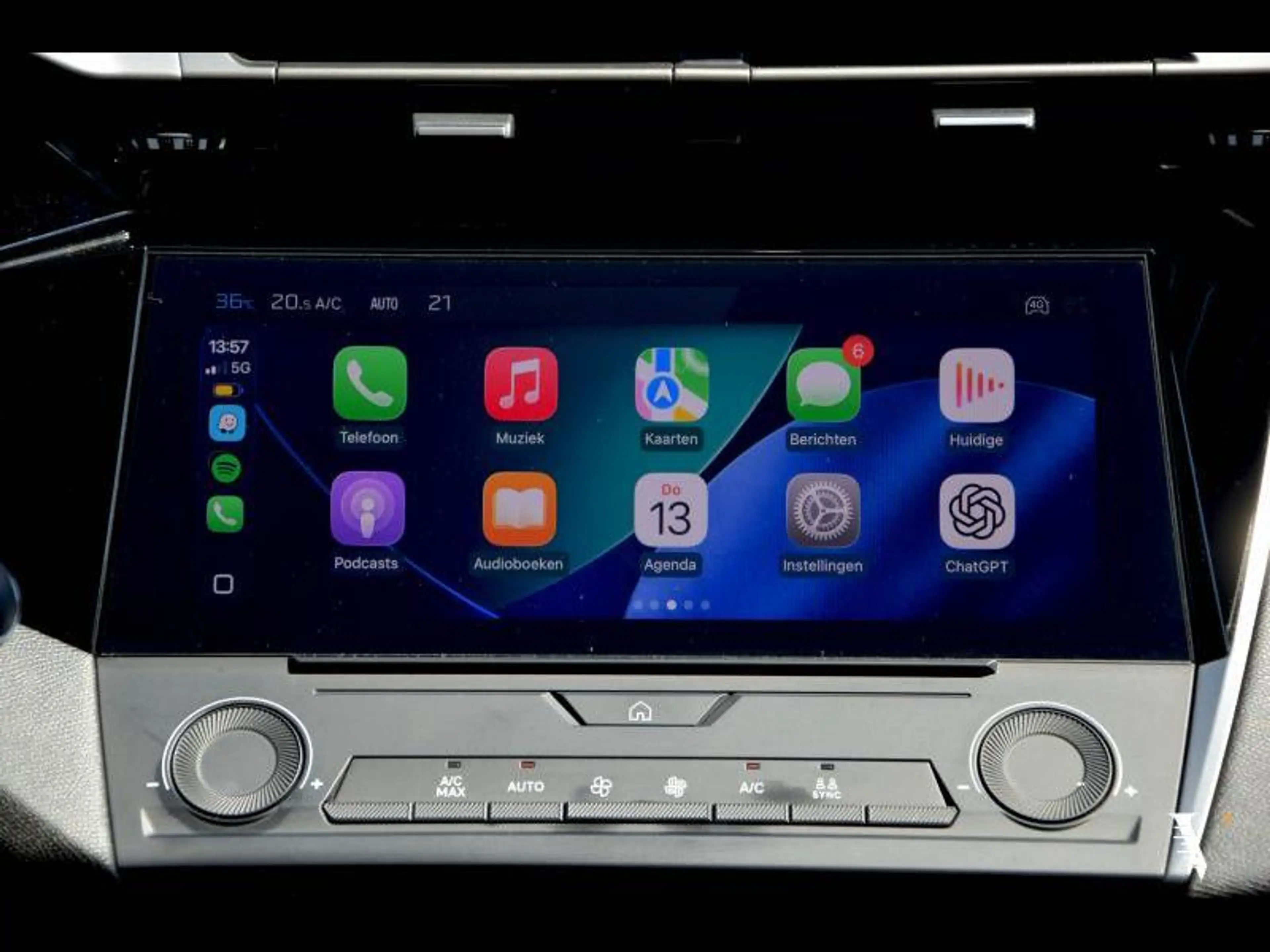 Peugeot 308 CARPLAY | CRUISE | PDC — photo 13
