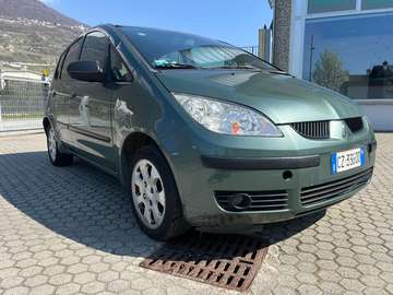 Colt VIII 2004 5p 1.5 di-d HP Instyle