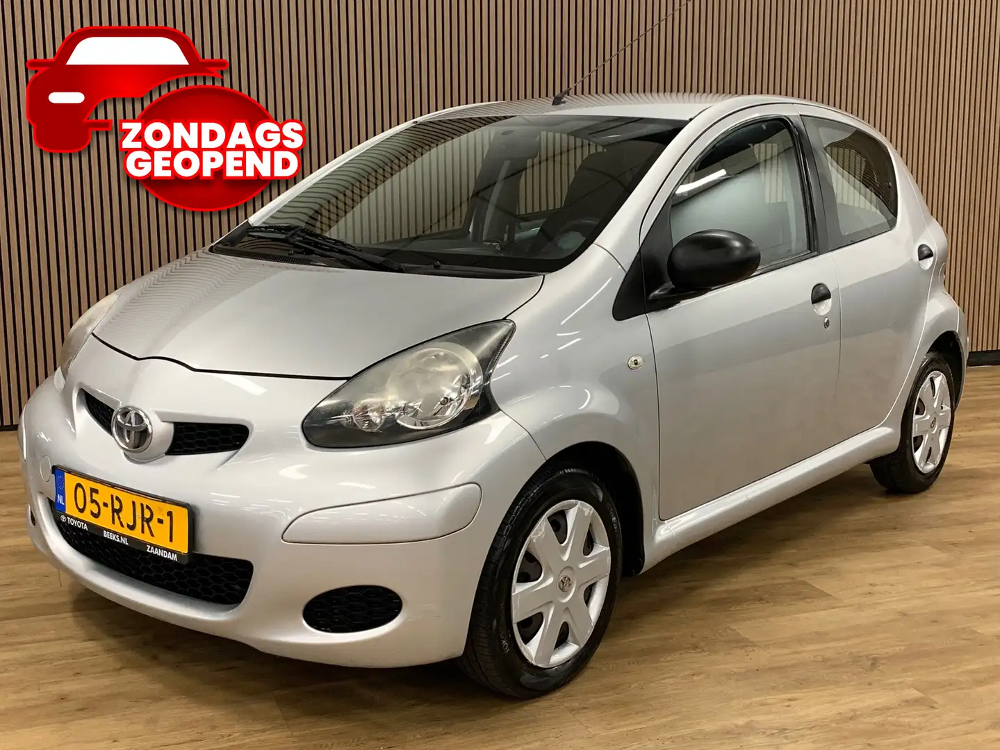 Toyota Aygo 1.0-12V Now|Airco|5 Deurs| Gris - 1